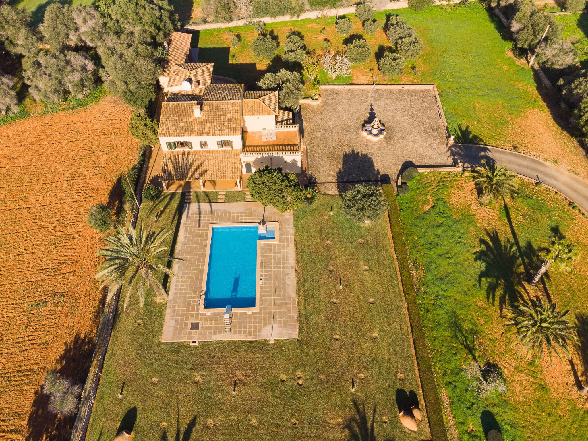 Sivina Sanau-Image-tags.info