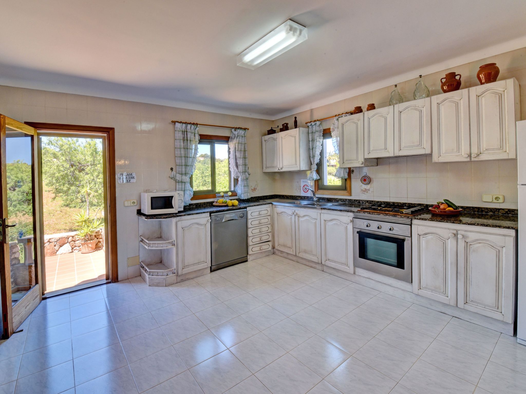 Jeroni-Image-tags.info