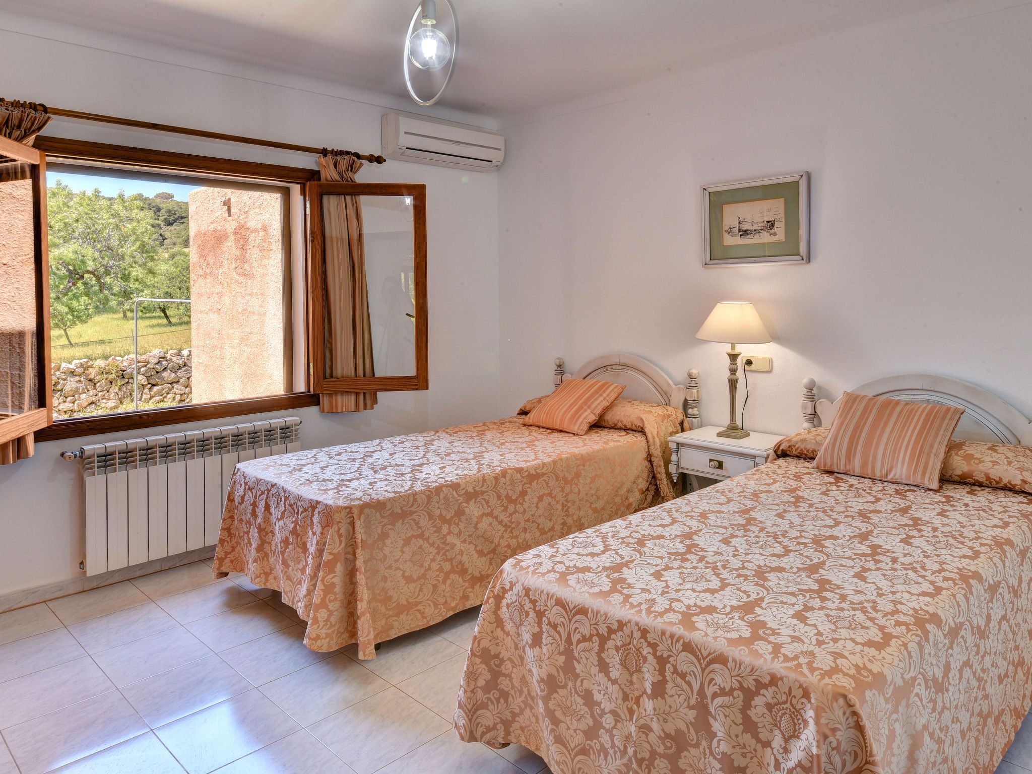 Jeroni-Image-tags.info