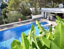 Vrijstaande villa aan zee in Cala d'Or, Mallorca met privézwembad - thumbnail 2
