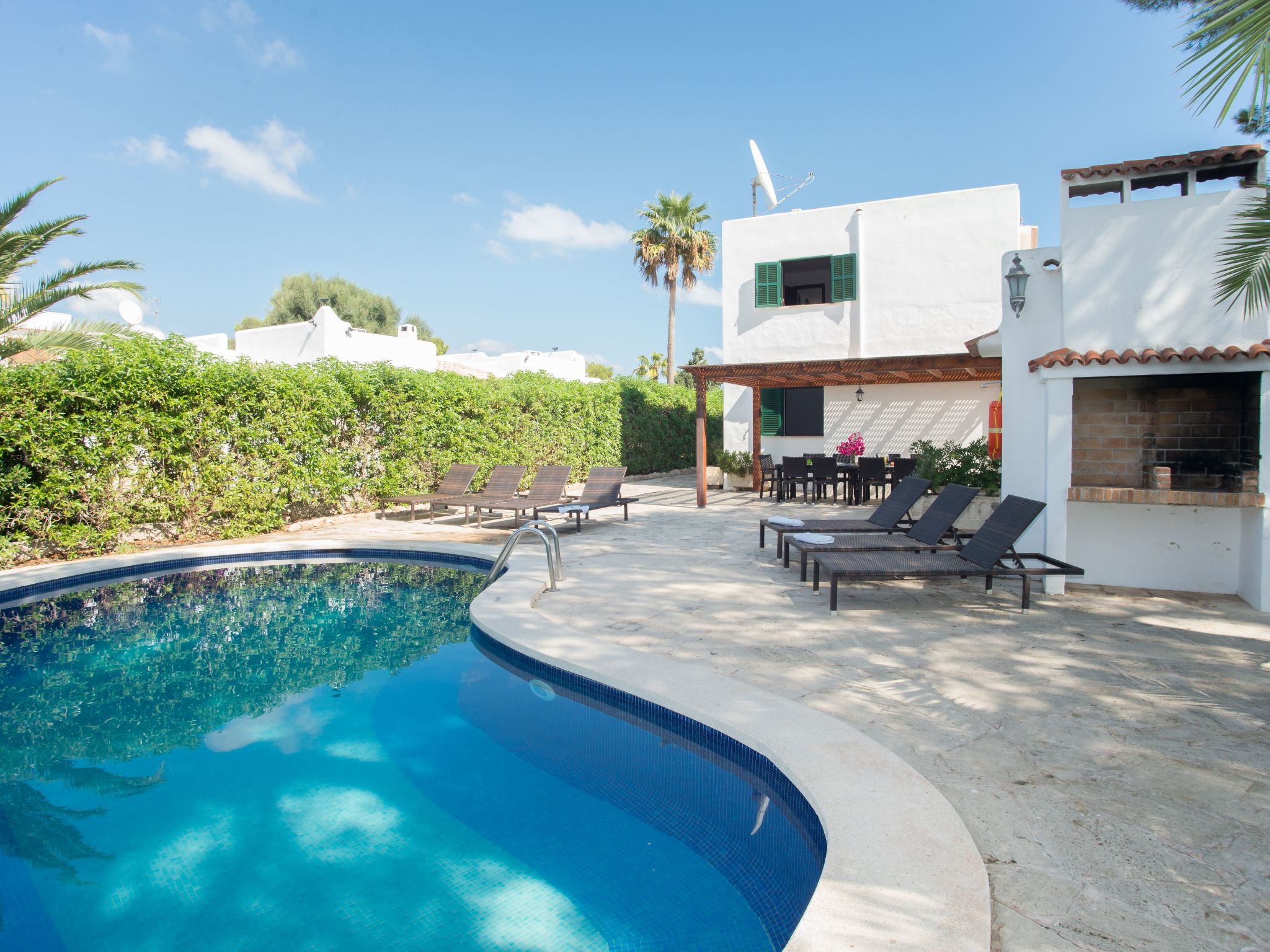 Dos Pinos-Image-tags.info