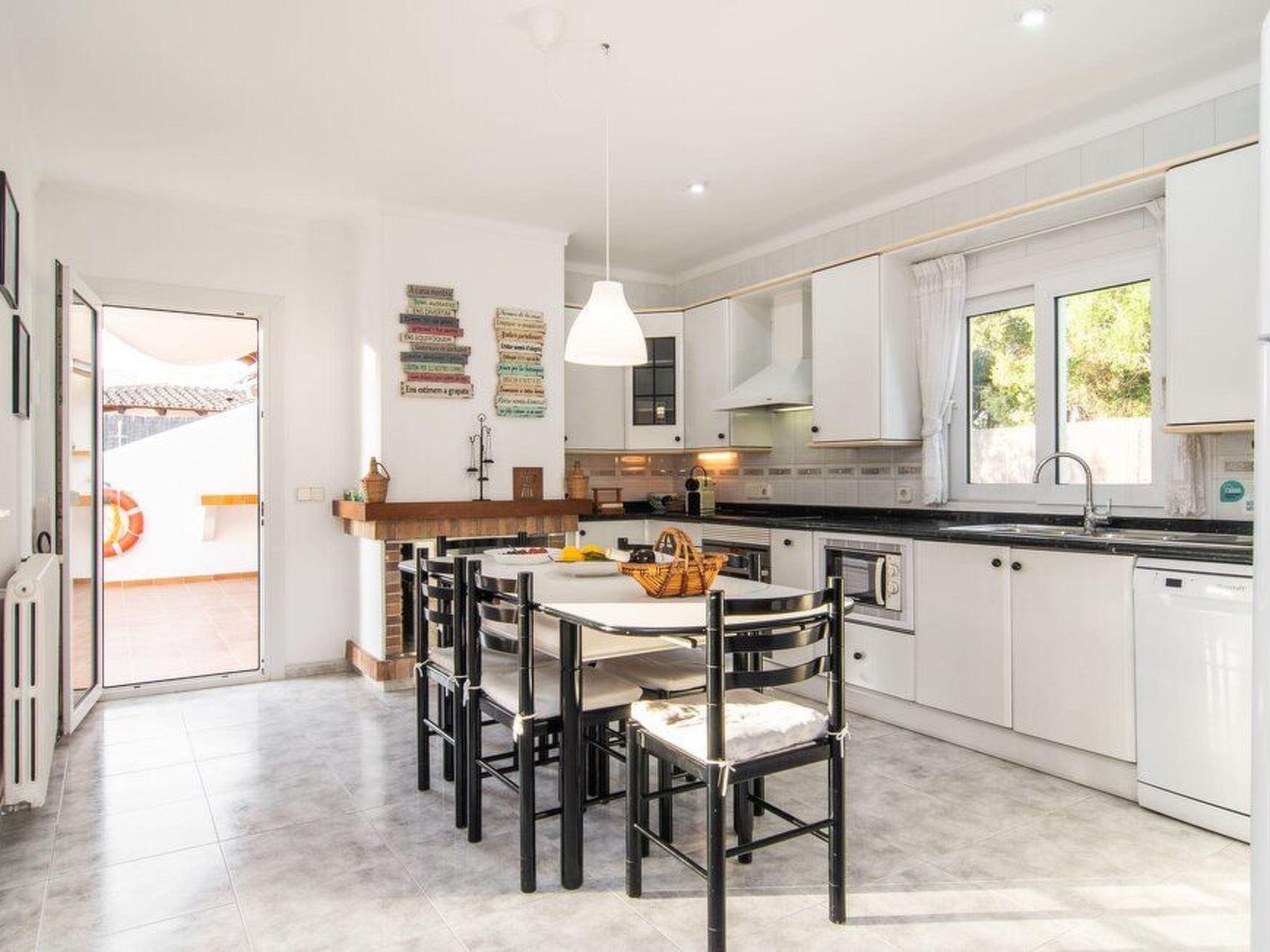 Marga-Image-tags.info