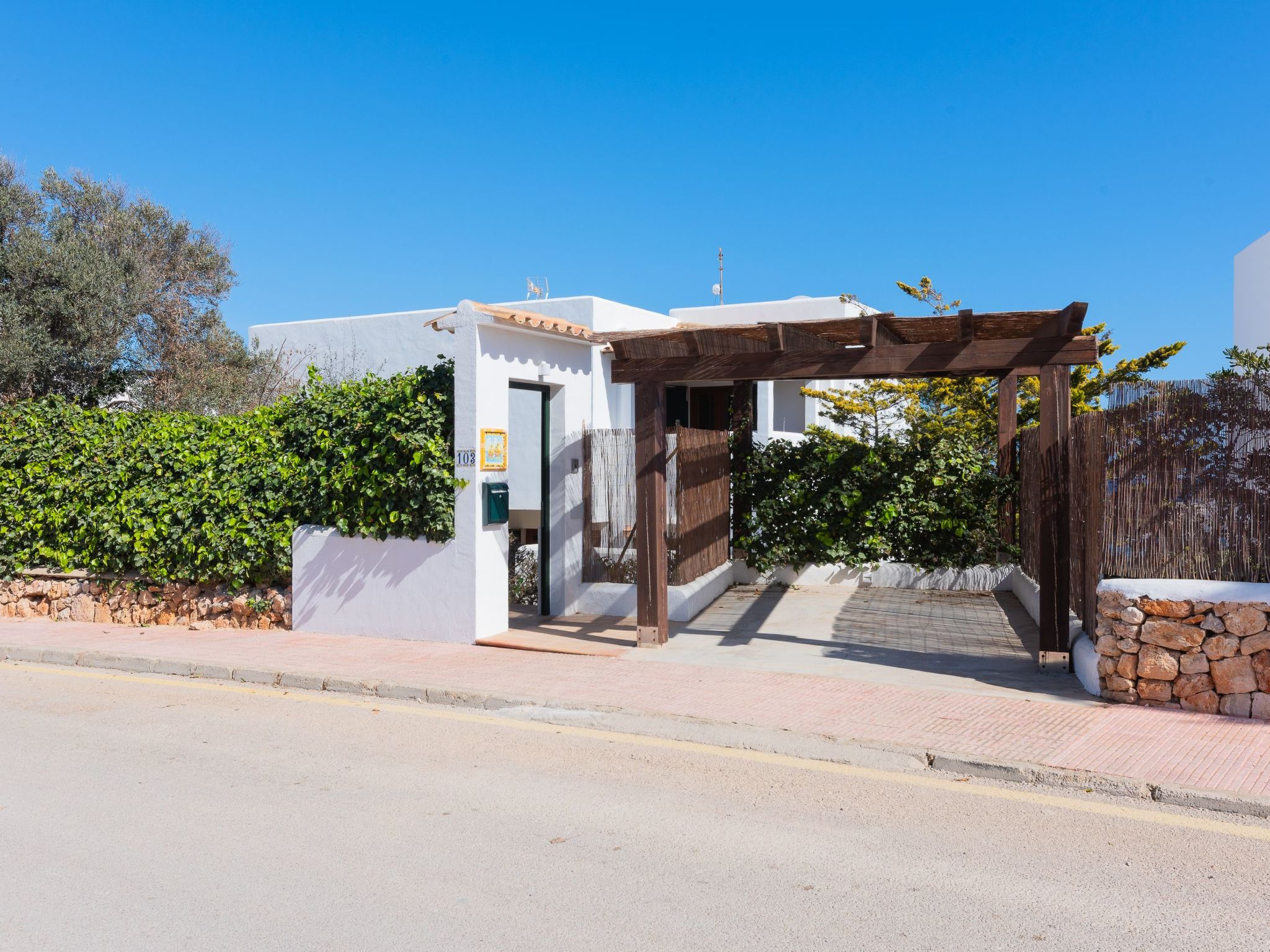 Felice-Image-tags.info