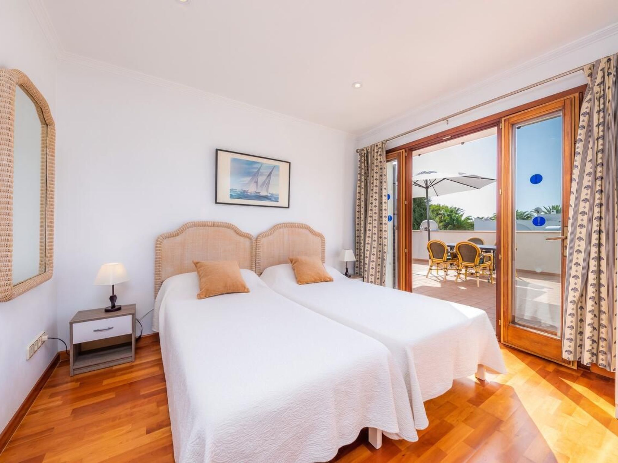 Marta-Image-tags.info