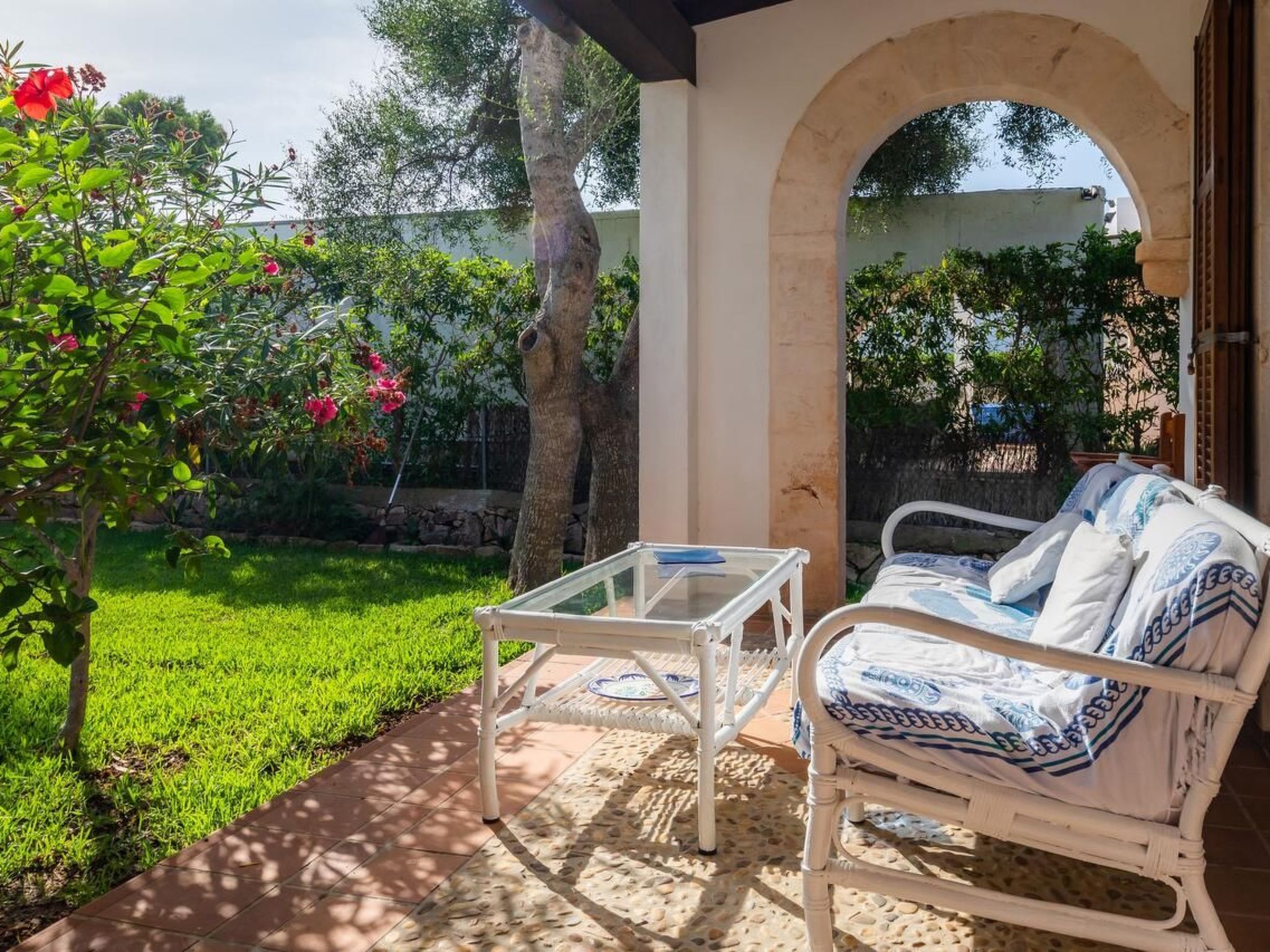 Marta-Image-tags.info