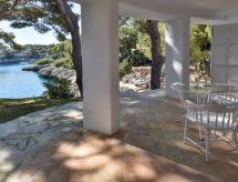 Exclusieve villa Formentera in Cala d'Or, direct aan zee met privézwembad - thumbnail 1