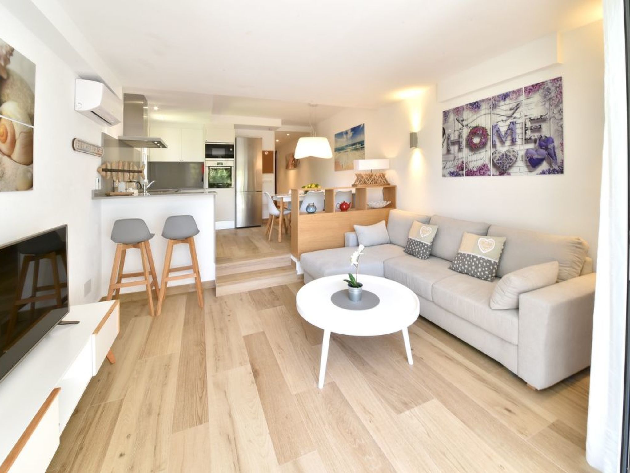 Neu renoviertes, modernes Apartment für 4 Personen, direkt an der Cala Ferrera-Image-tags.info