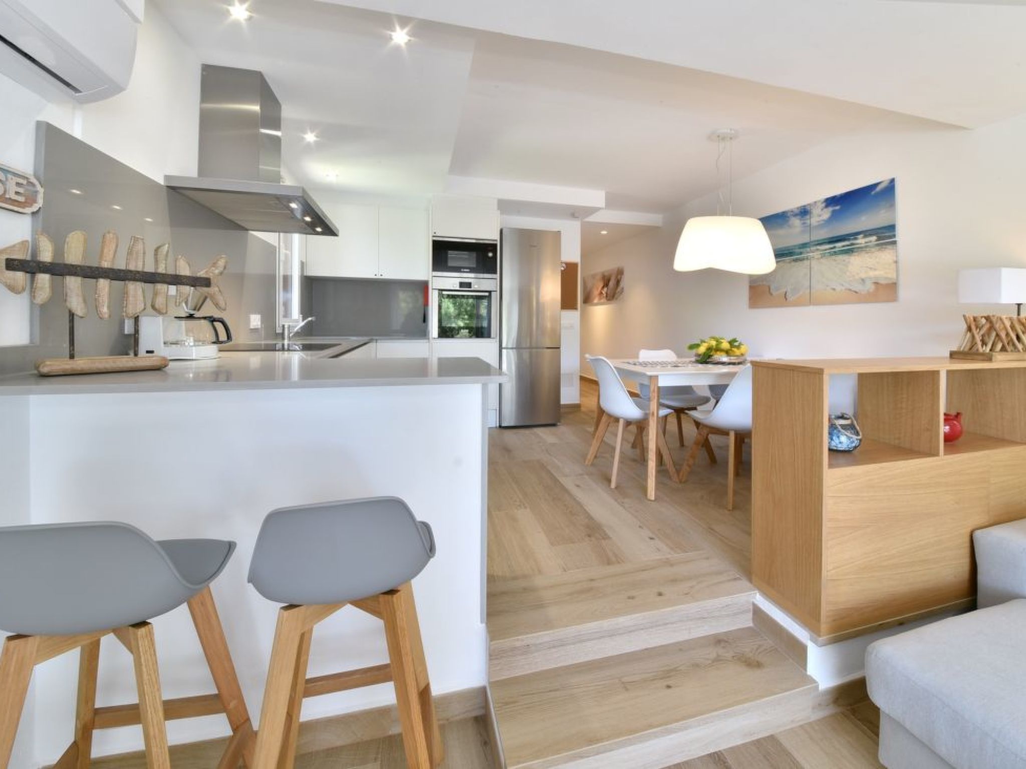 Neu renoviertes, modernes Apartment für 4 Personen, direkt an der Cala Ferrera-Image-tags.info