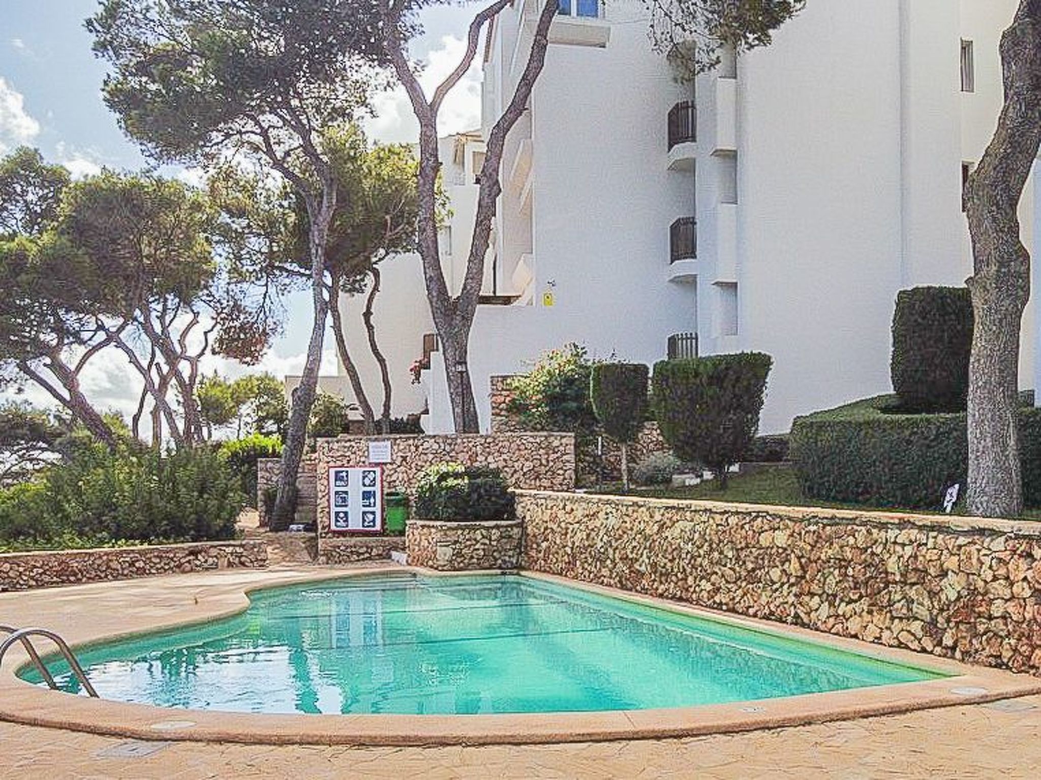 Neu renoviertes, modernes Apartment für 4 Personen, direkt an der Cala Ferrera-Image-tags.info