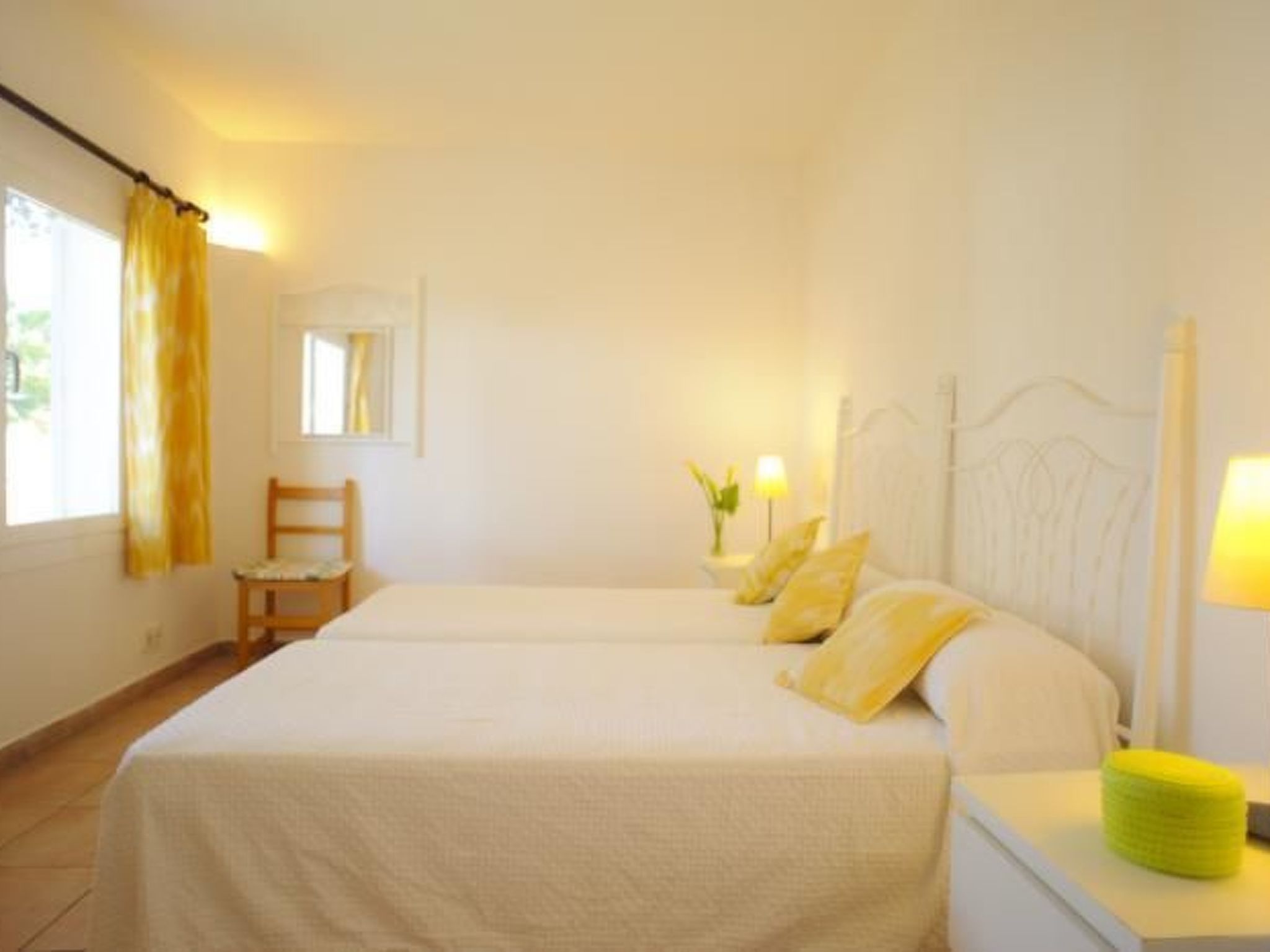 Pineda-Image-tags.info