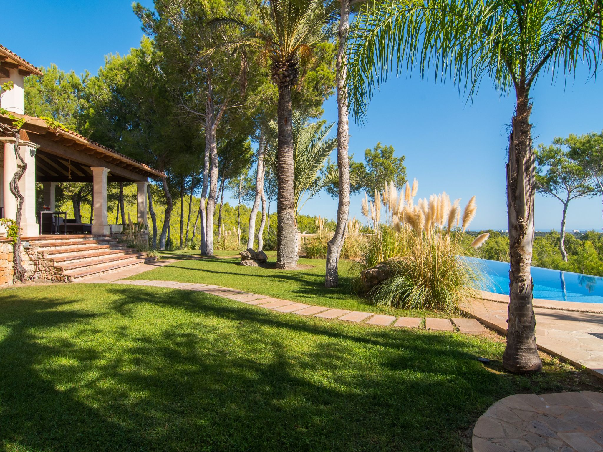 Forn Fumet  (ETV 899)-Buiten