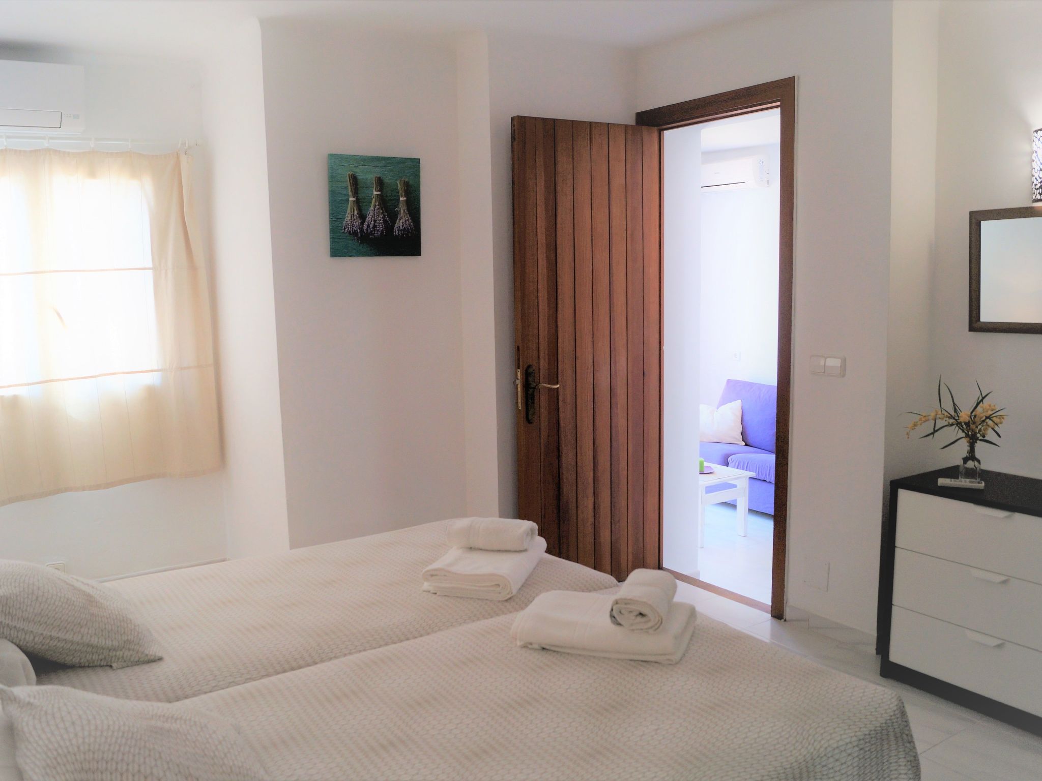 Bungalow con piscina-Binnen