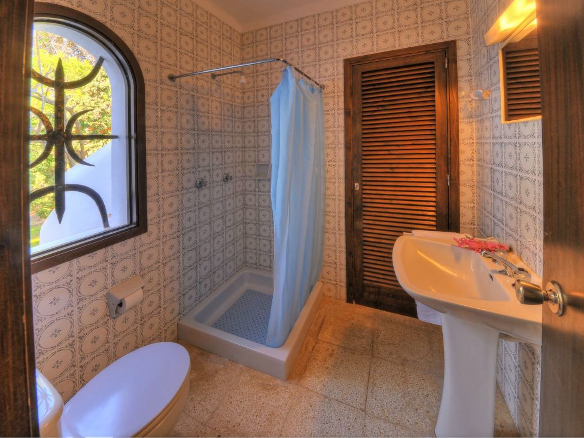 Einfaches Ferienhaus für 6 Personen in erster Meereslinie-Image-tags.info