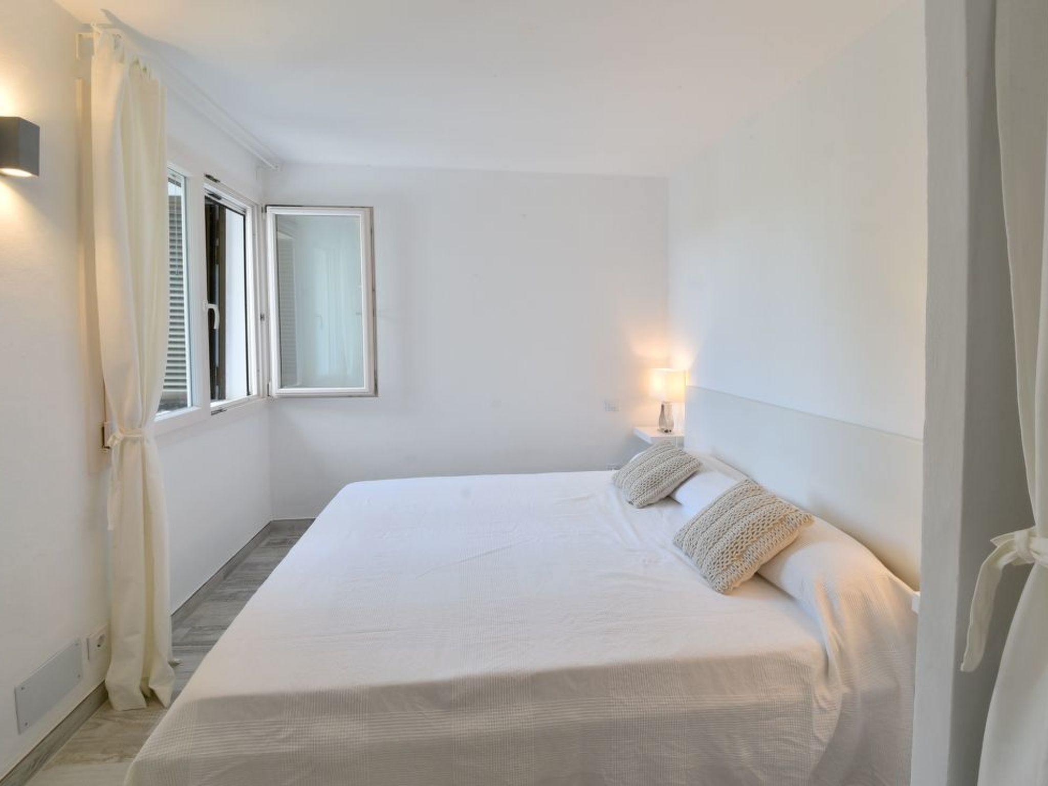 Photo of Modernes helles 3-Schlafzimmer Apartment mit Klimaanlage, 2017 komplett neu ren