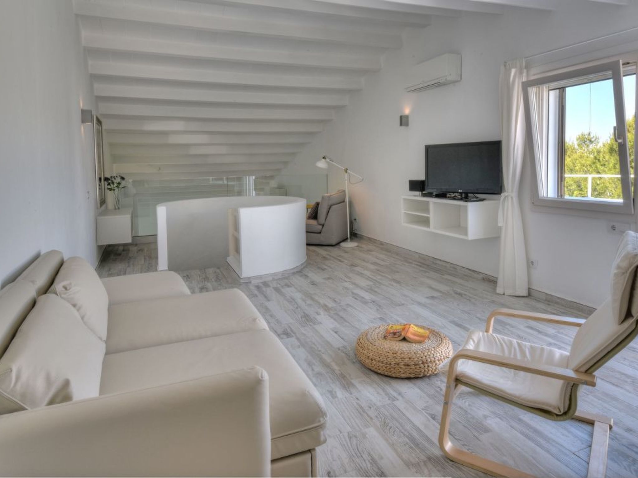 Photo of Modernes helles 3-Schlafzimmer Apartment mit Klimaanlage, 2017 komplett neu ren