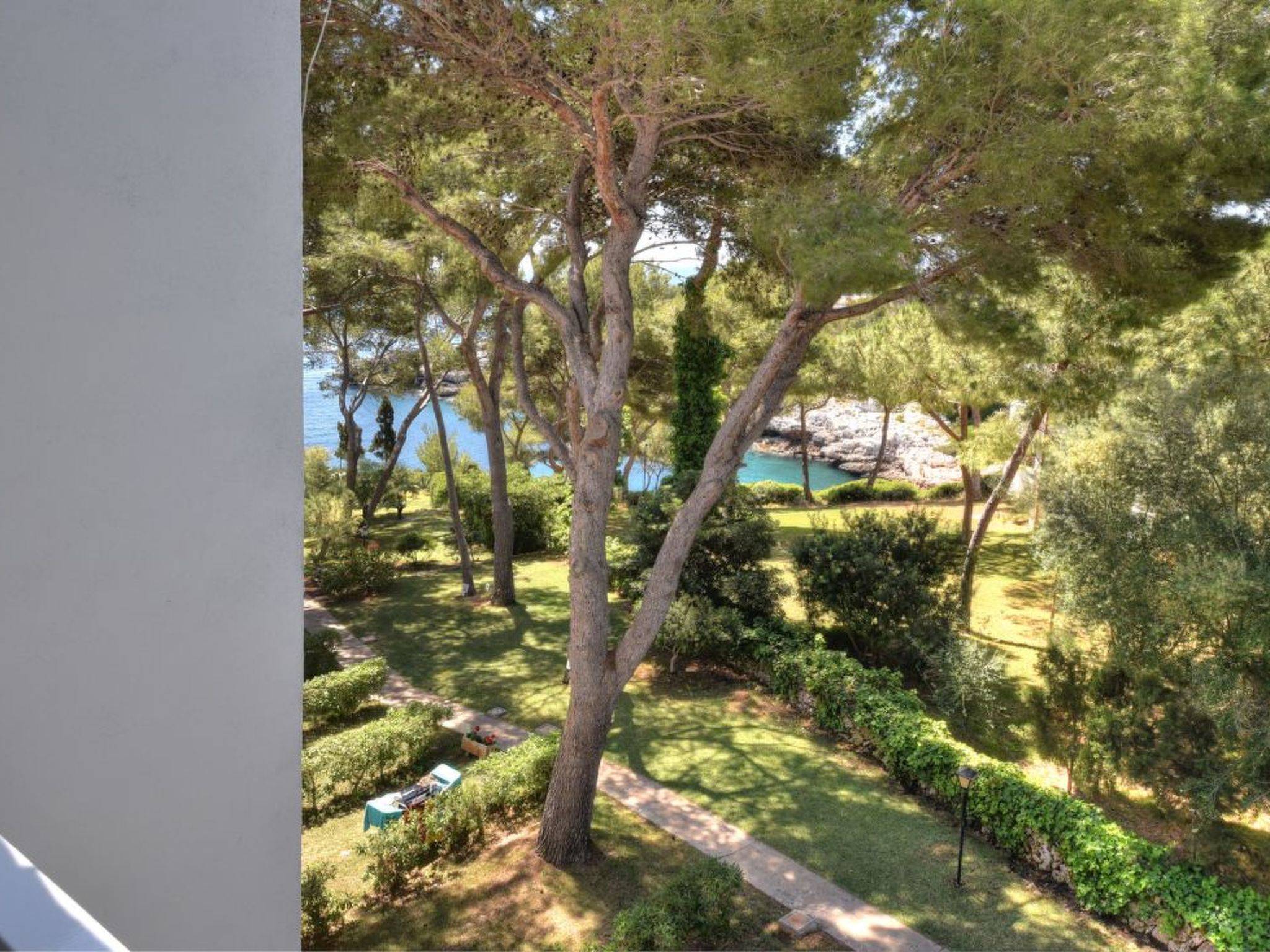 Photo of Modernes helles 3-Schlafzimmer Apartment mit Klimaanlage, 2017 komplett neu ren