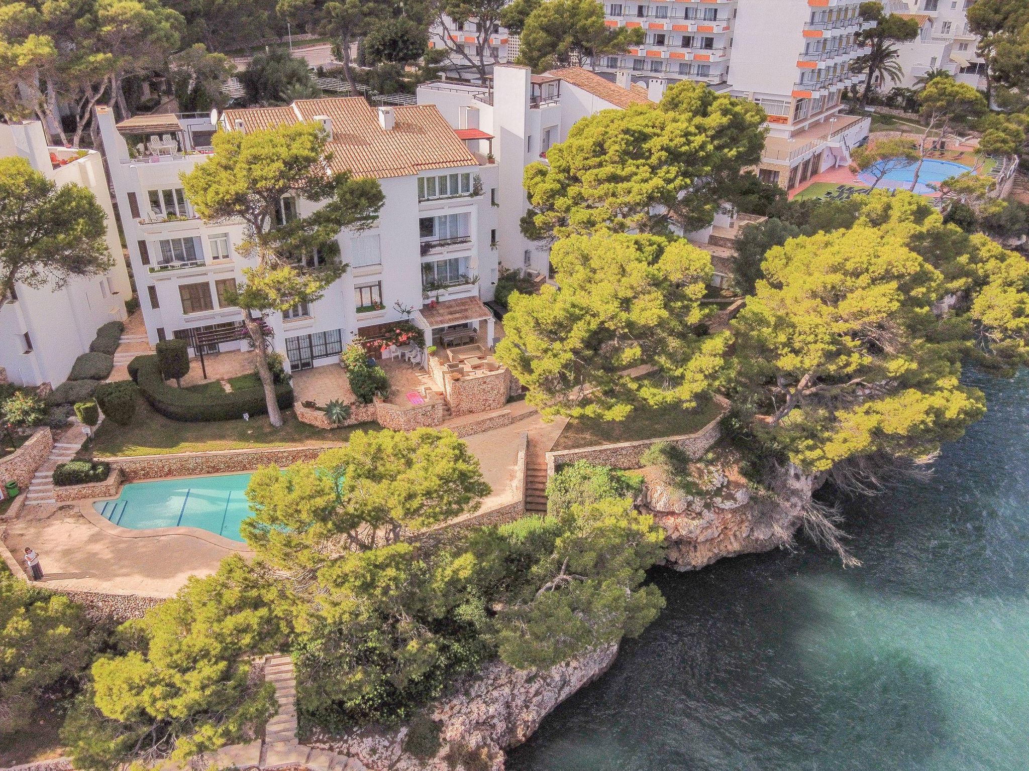 Photo of Modernes helles 3-Schlafzimmer Apartment mit Klimaanlage, 2017 komplett neu ren