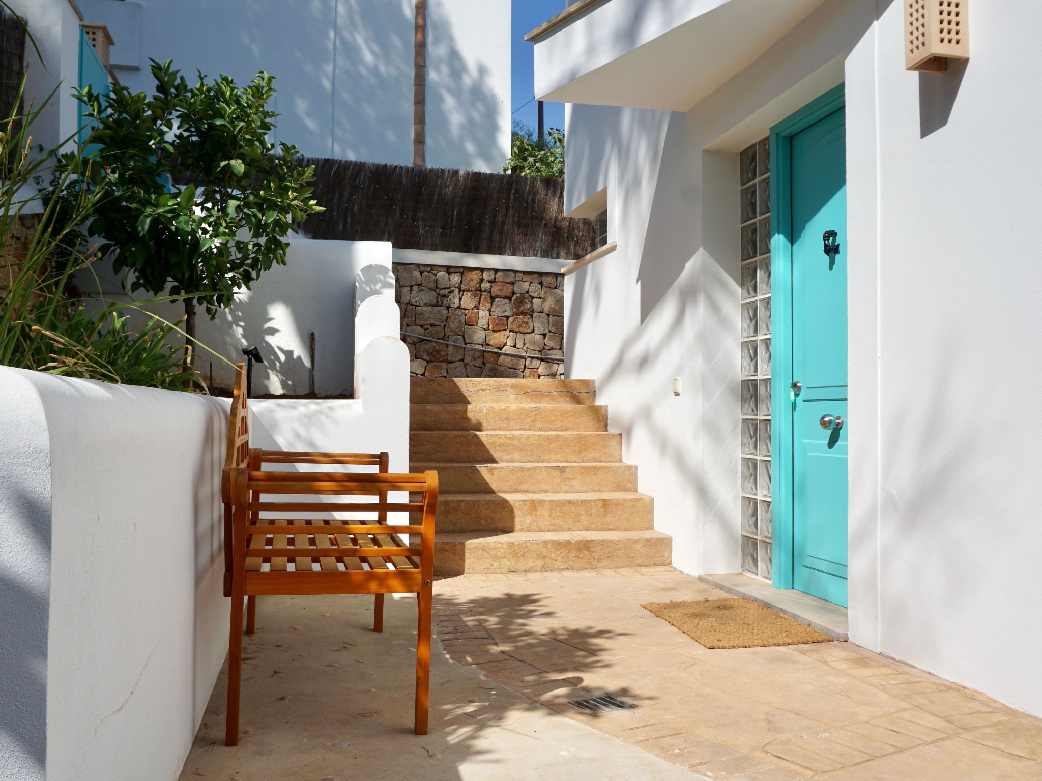 Riviera-Image-tags.info