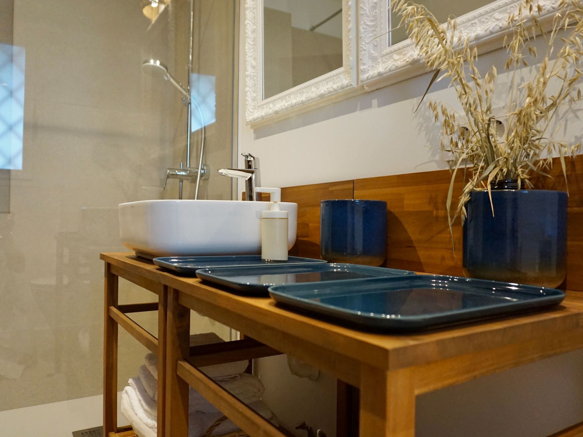 Riviera-Image-tags.info