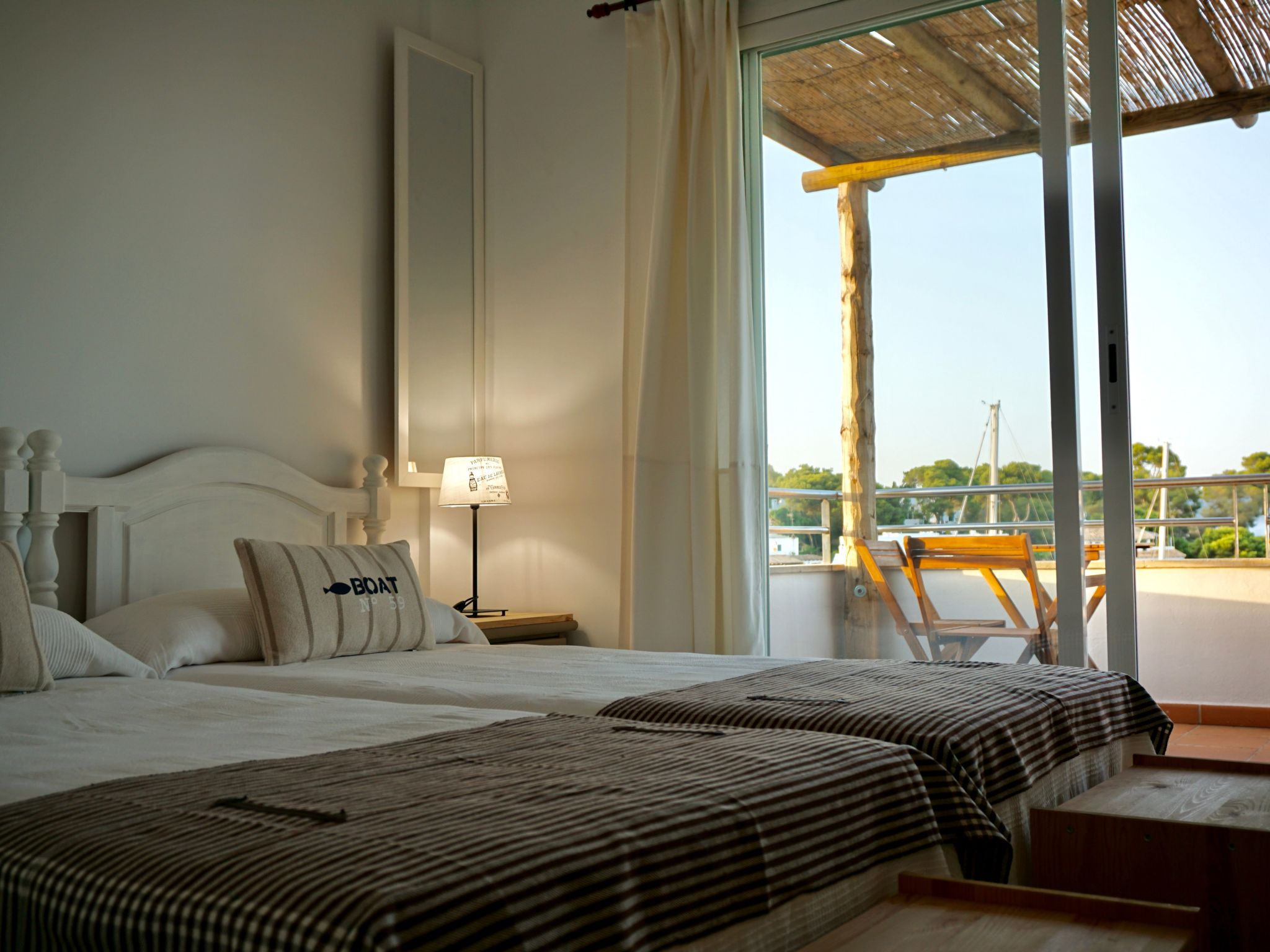 Riviera-Image-tags.info