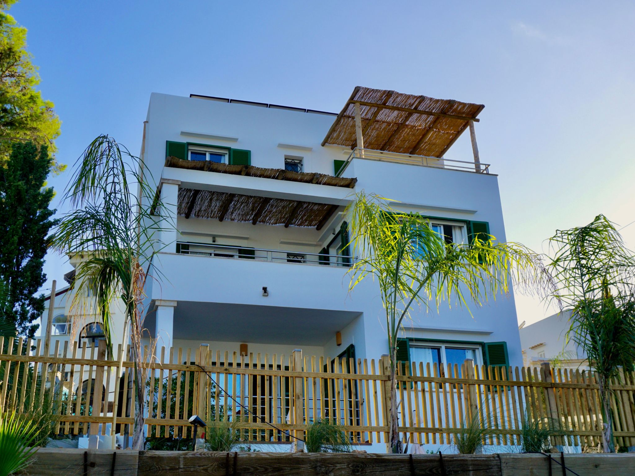 Riviera-Image-tags.info