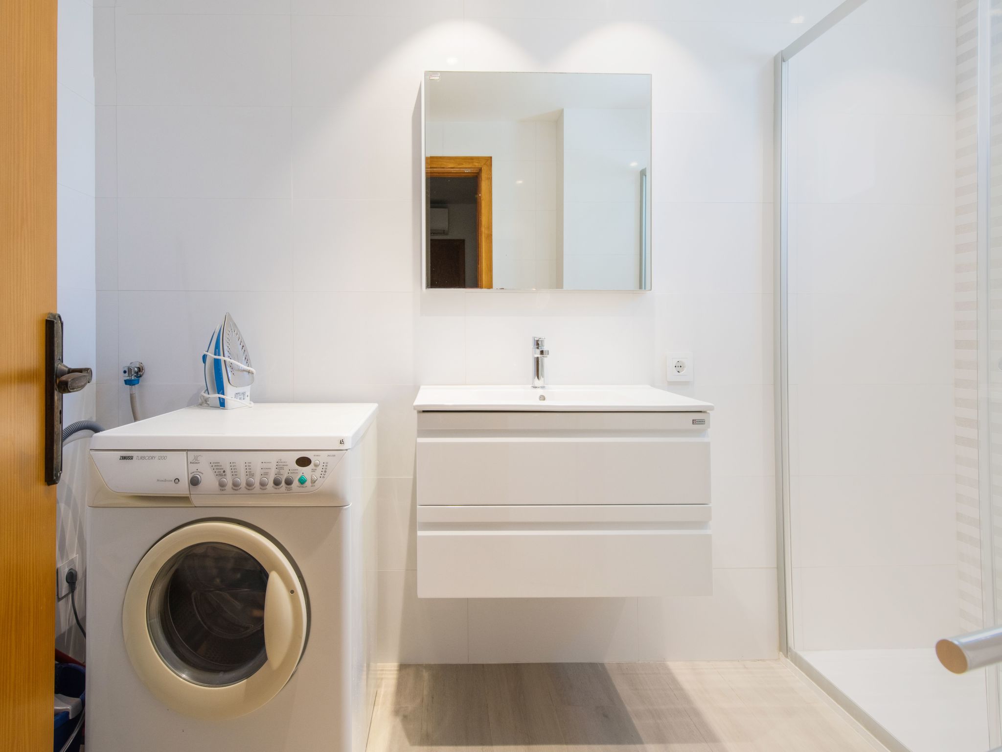 Porto Cari 21-Image-tags.info