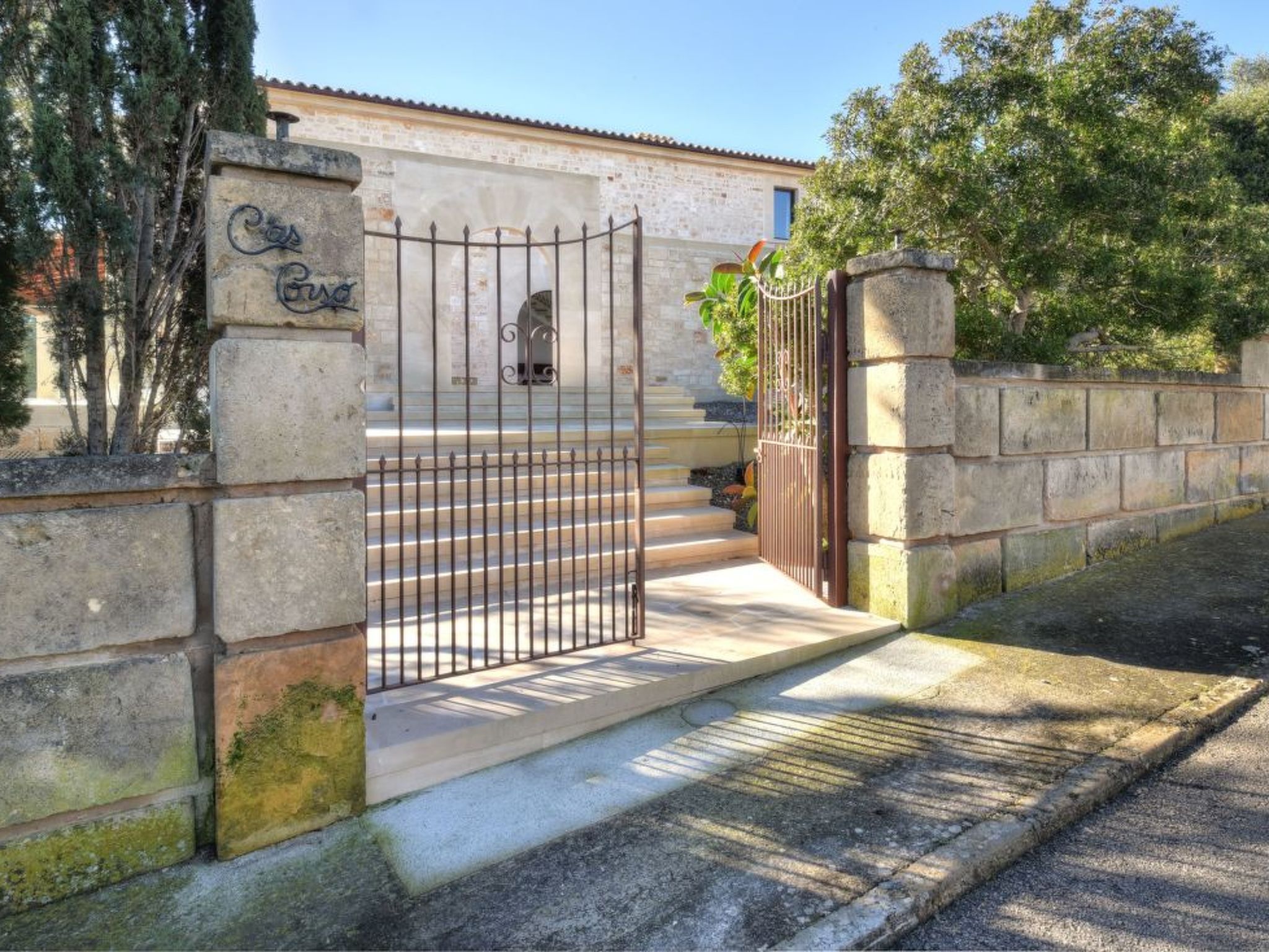 Corso-Image-tags.info