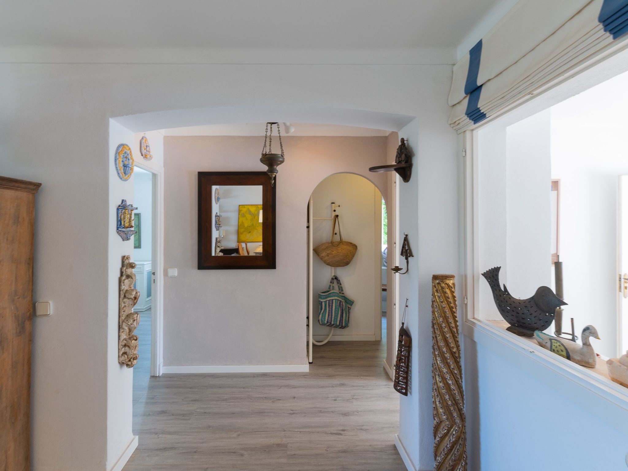 Lucia-Image-tags.info