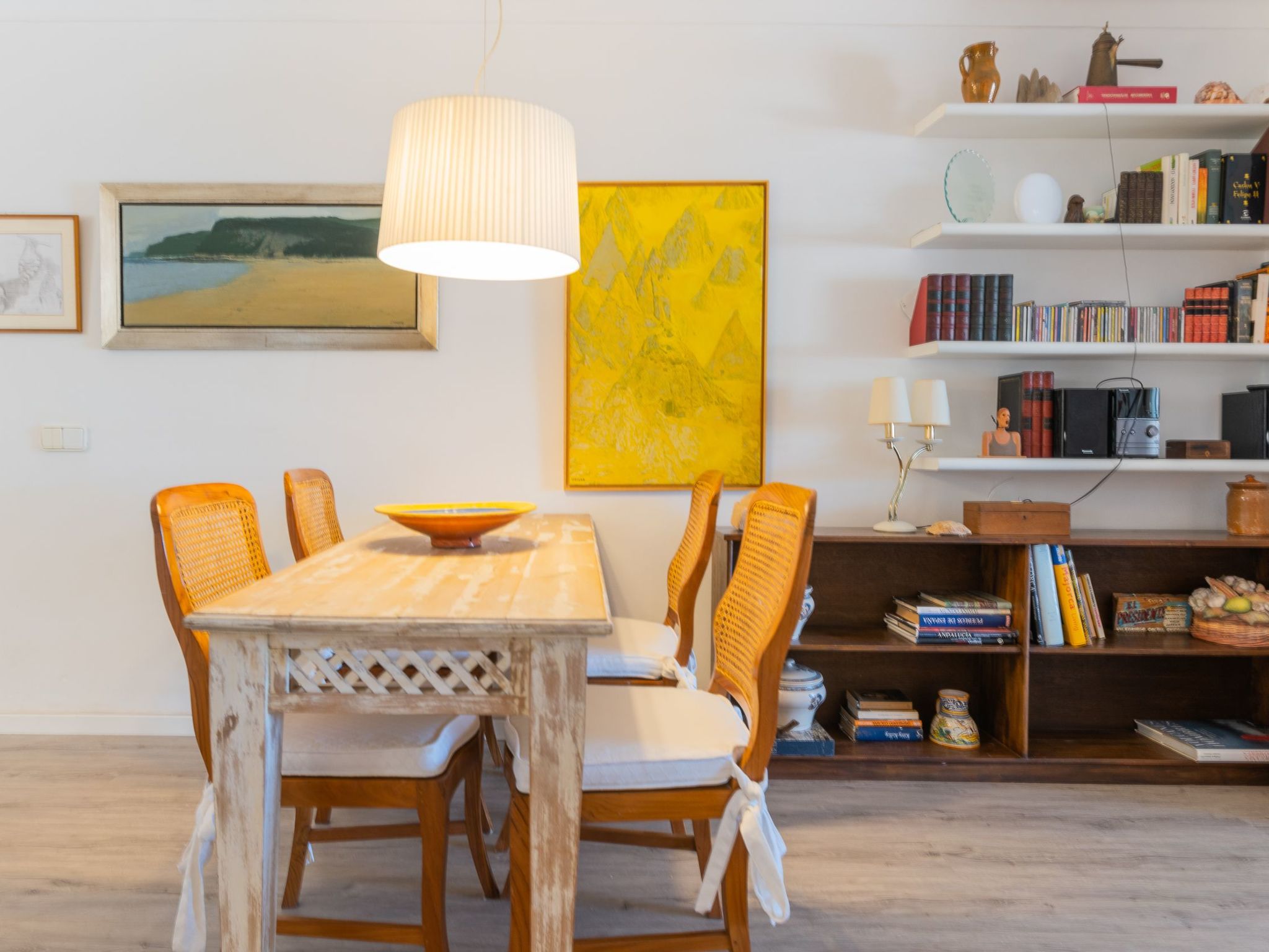 Lucia-Image-tags.info