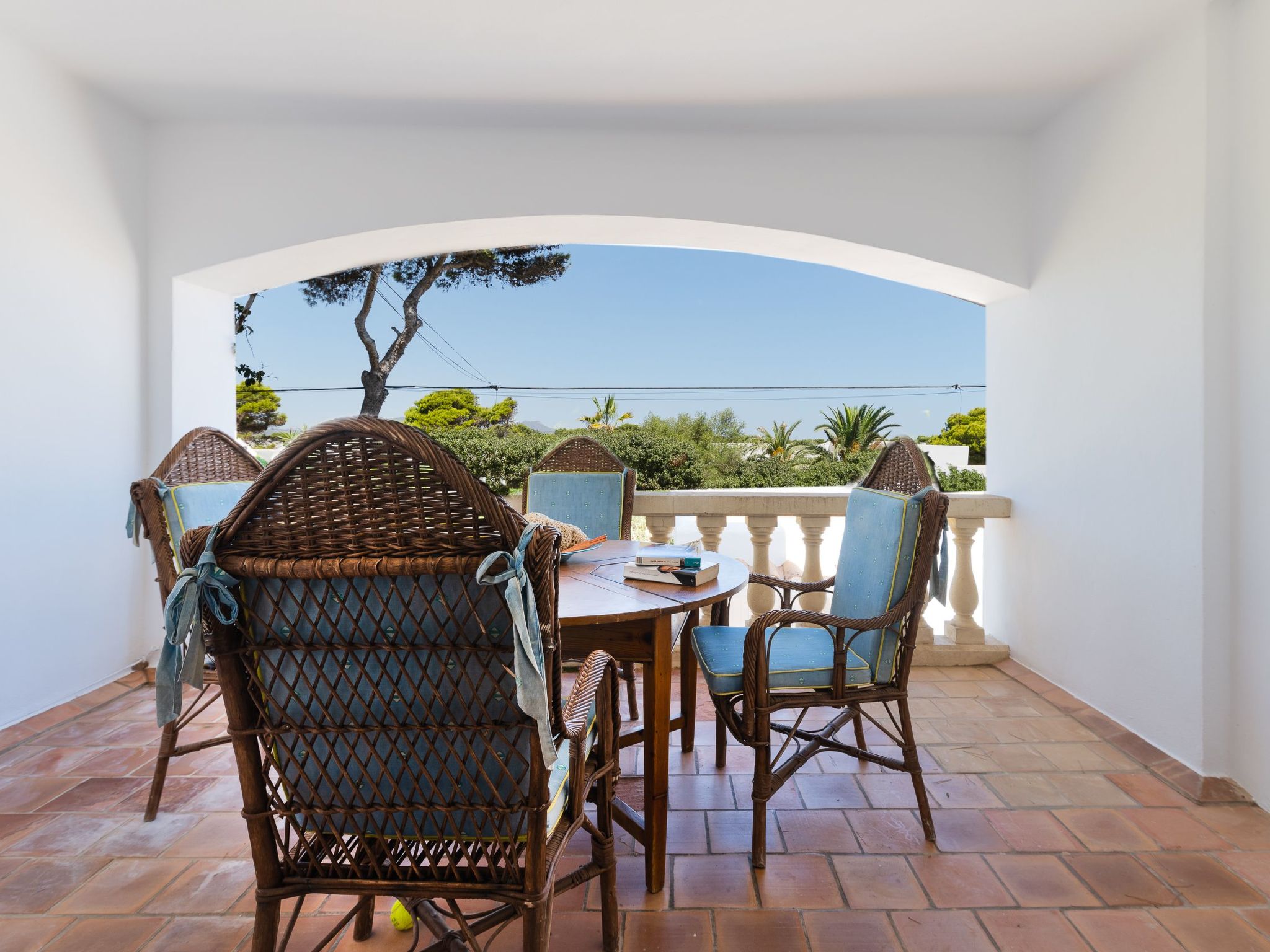 Lucia-Image-tags.info