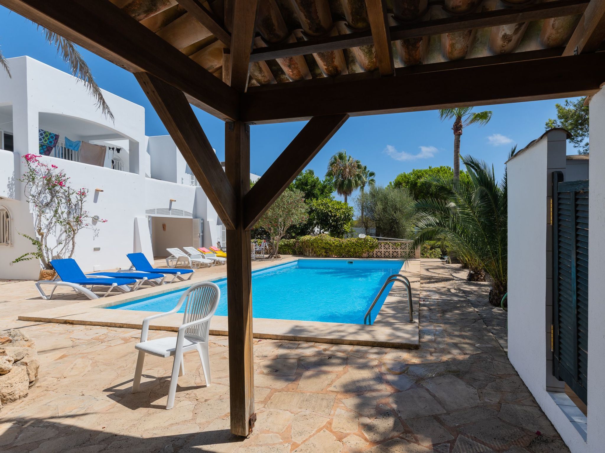 Lucia-Image-tags.info