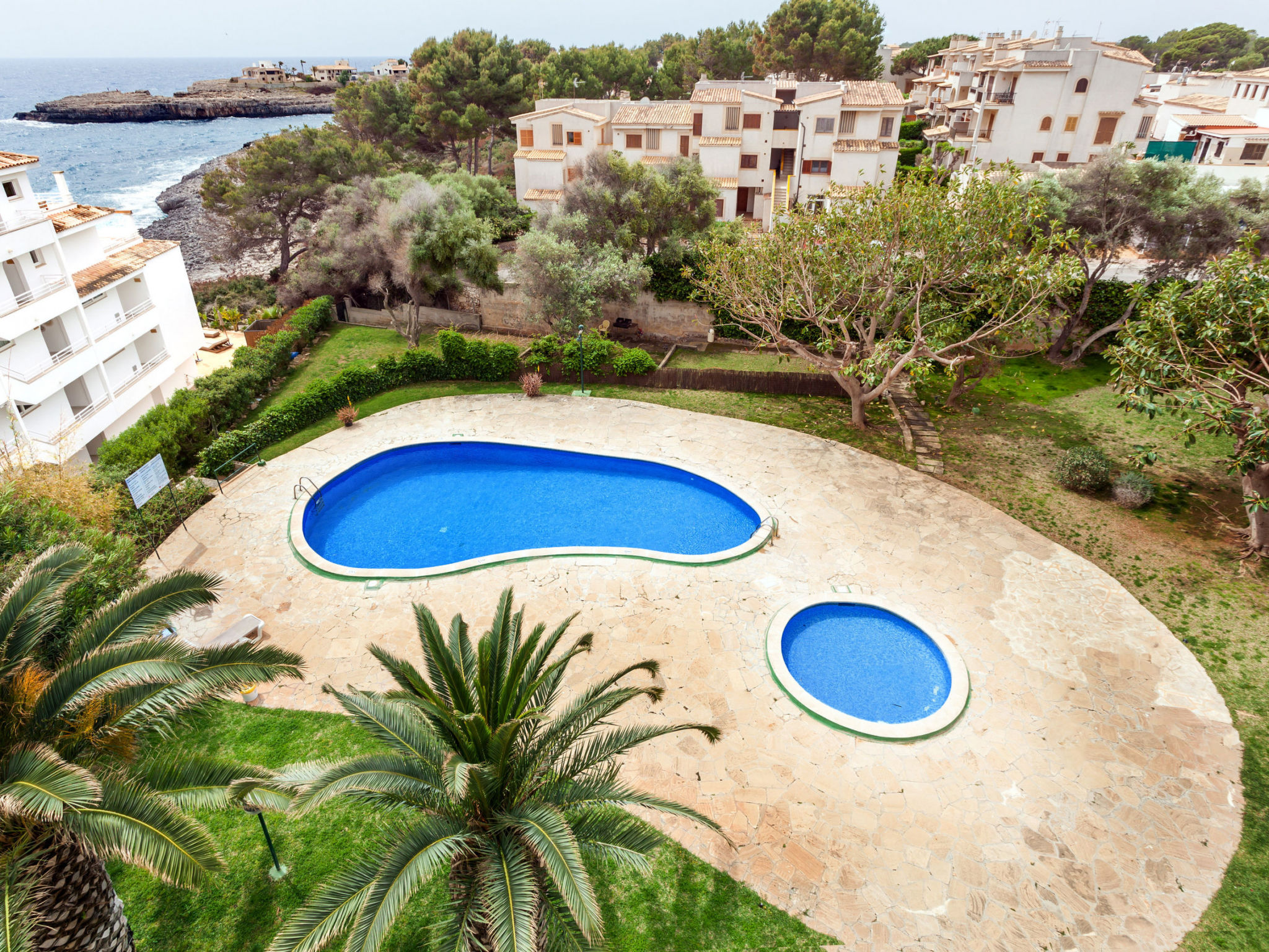 Appartement – Piscine intérieure, photo 2 sur 38