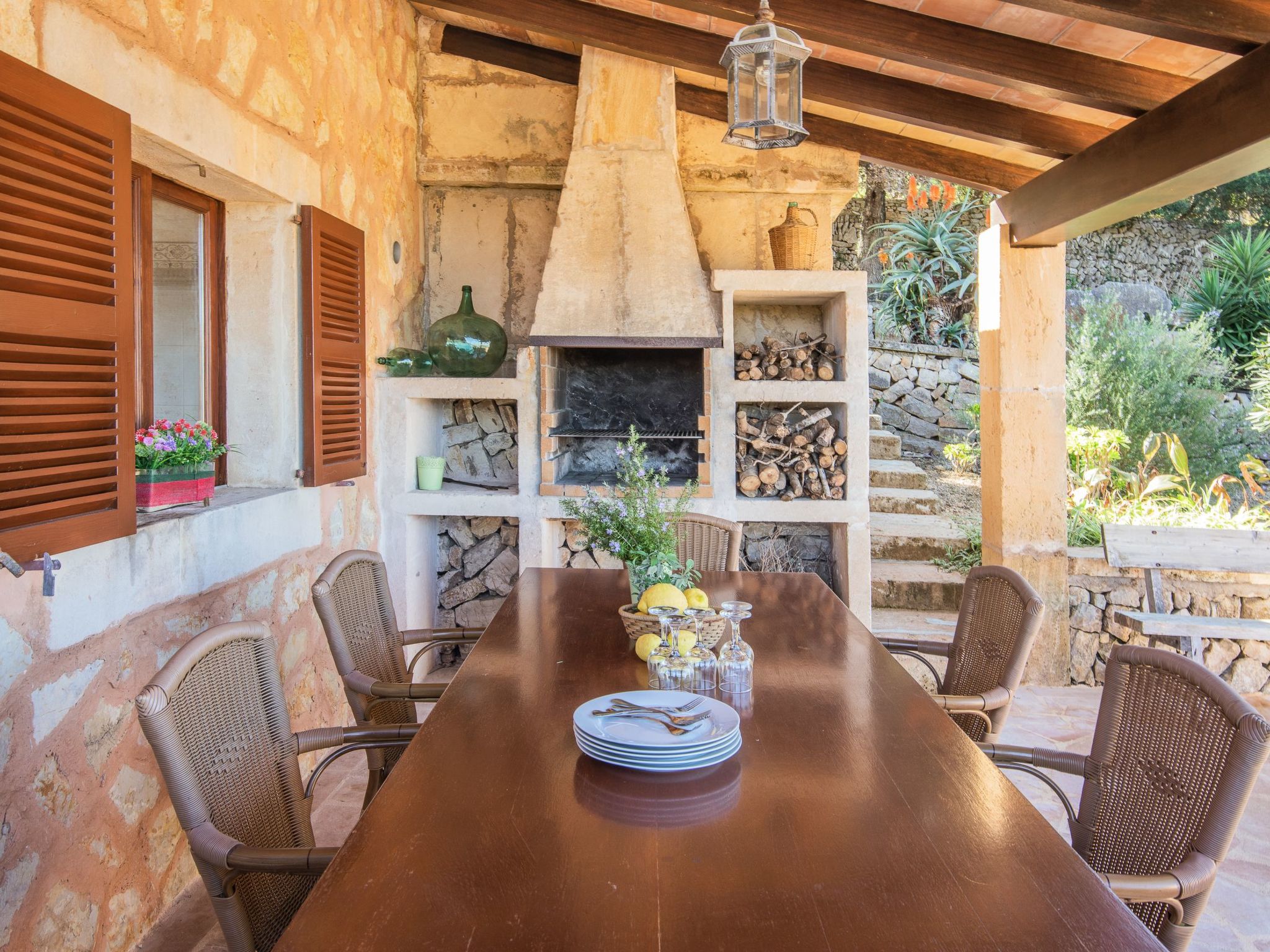 Roca-Image-tags.info