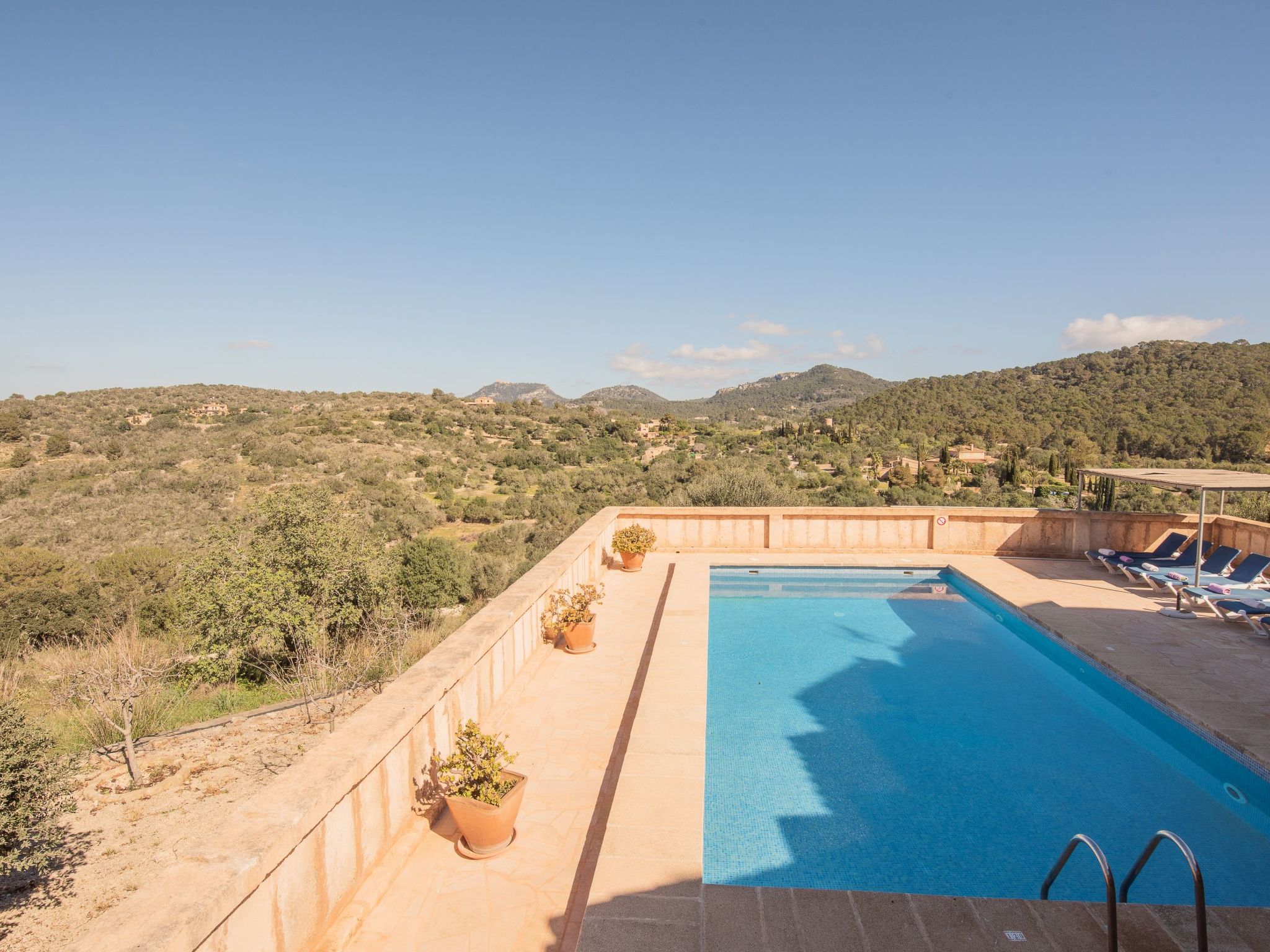 Roca-Image-tags.info