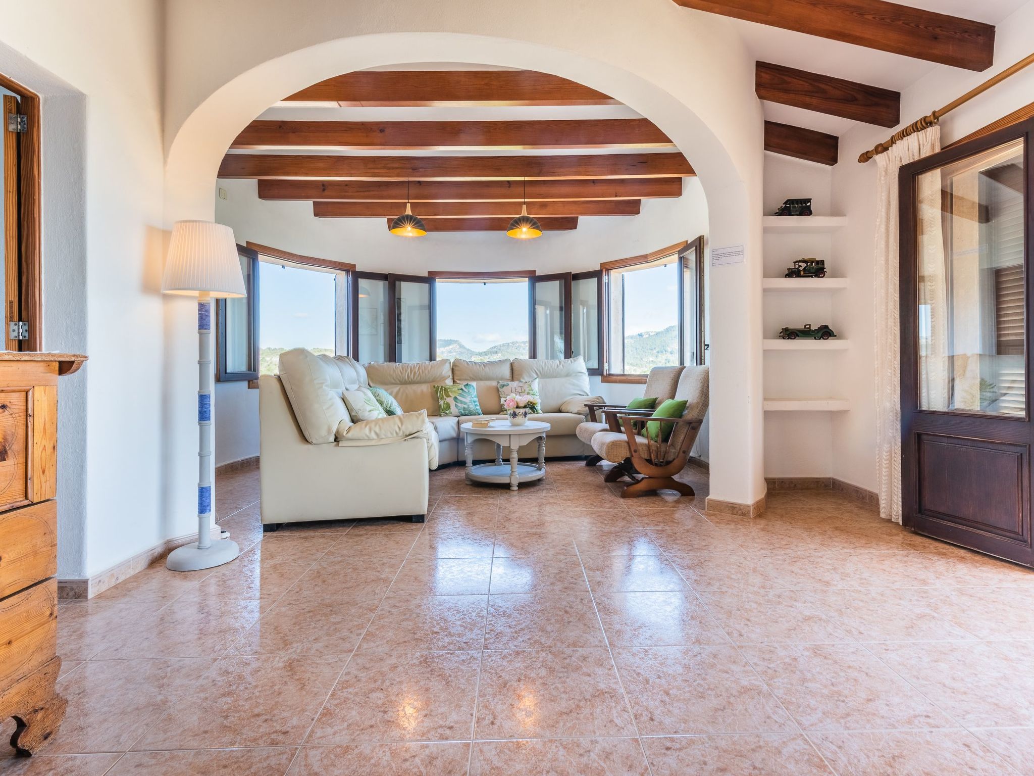 Roca-Image-tags.info