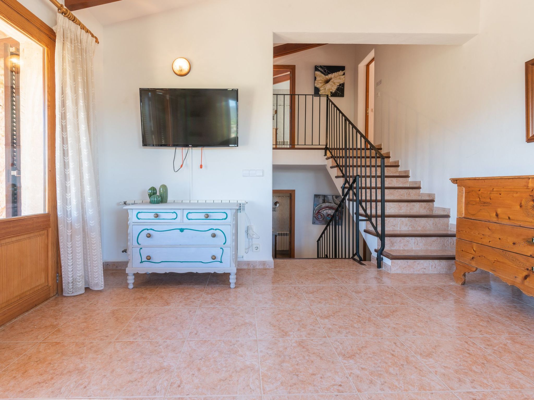 Roca-Image-tags.info