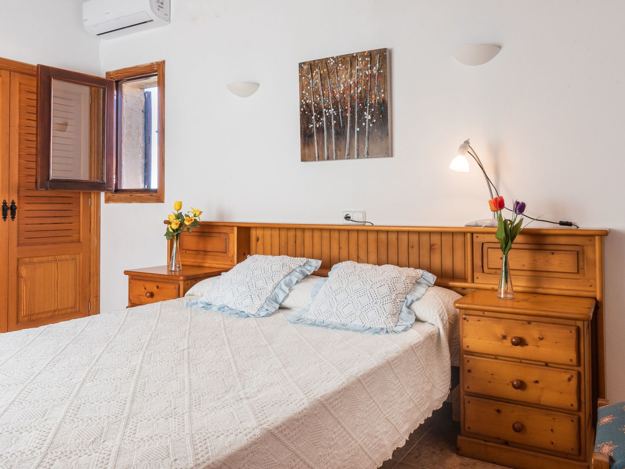 Roca-Image-tags.info