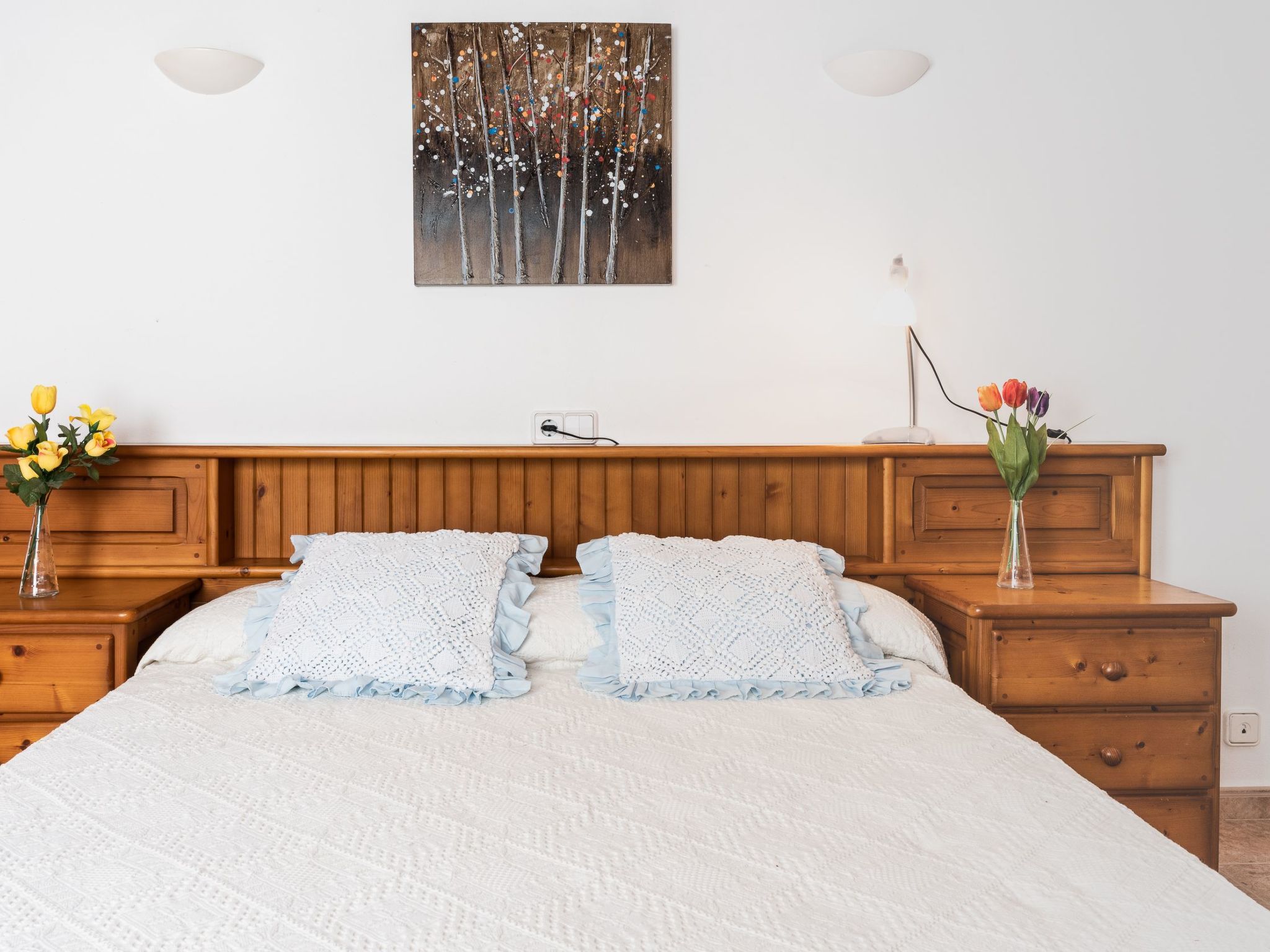 Roca-Image-tags.info