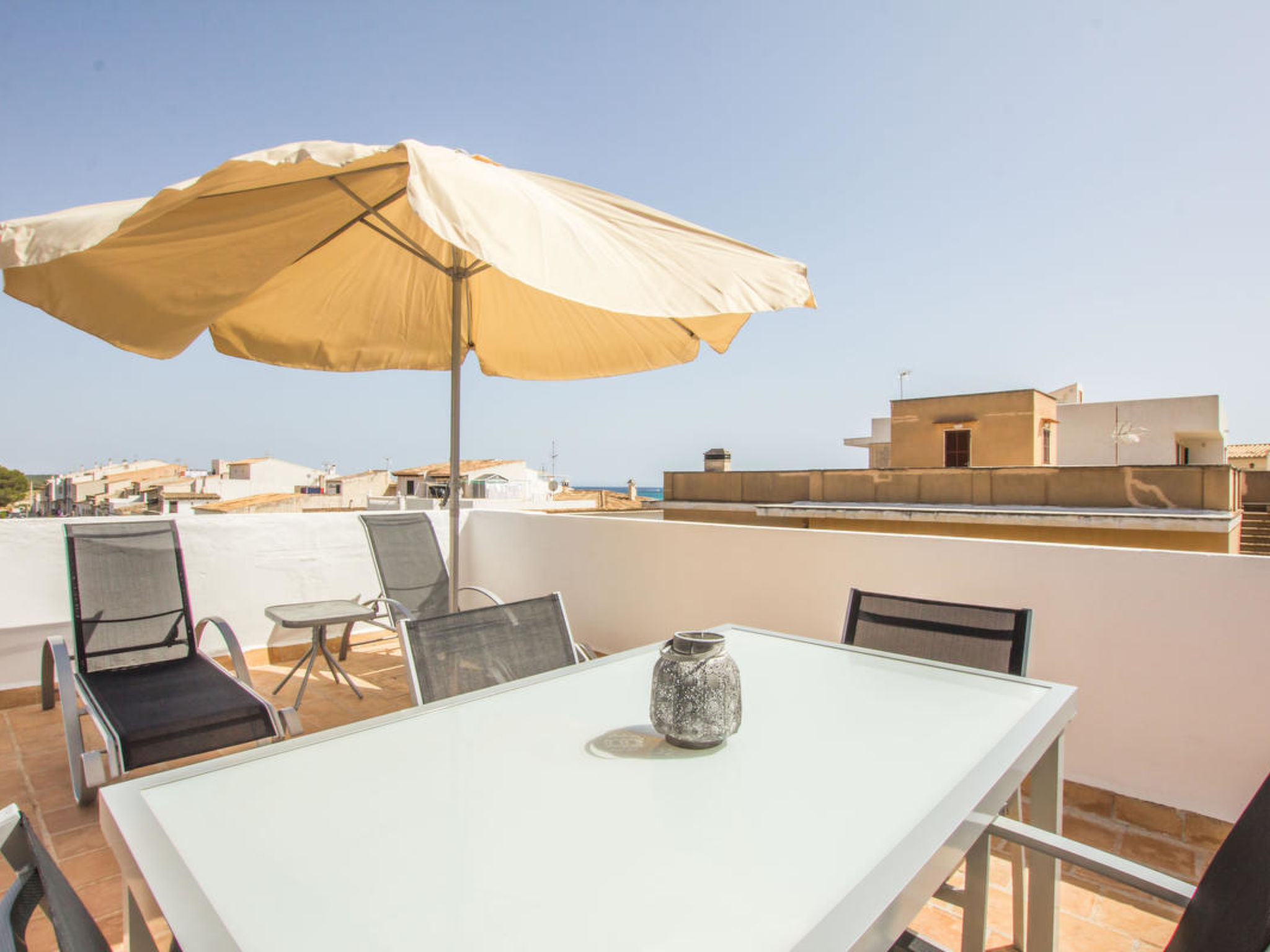 Ses Covetes - Draußen