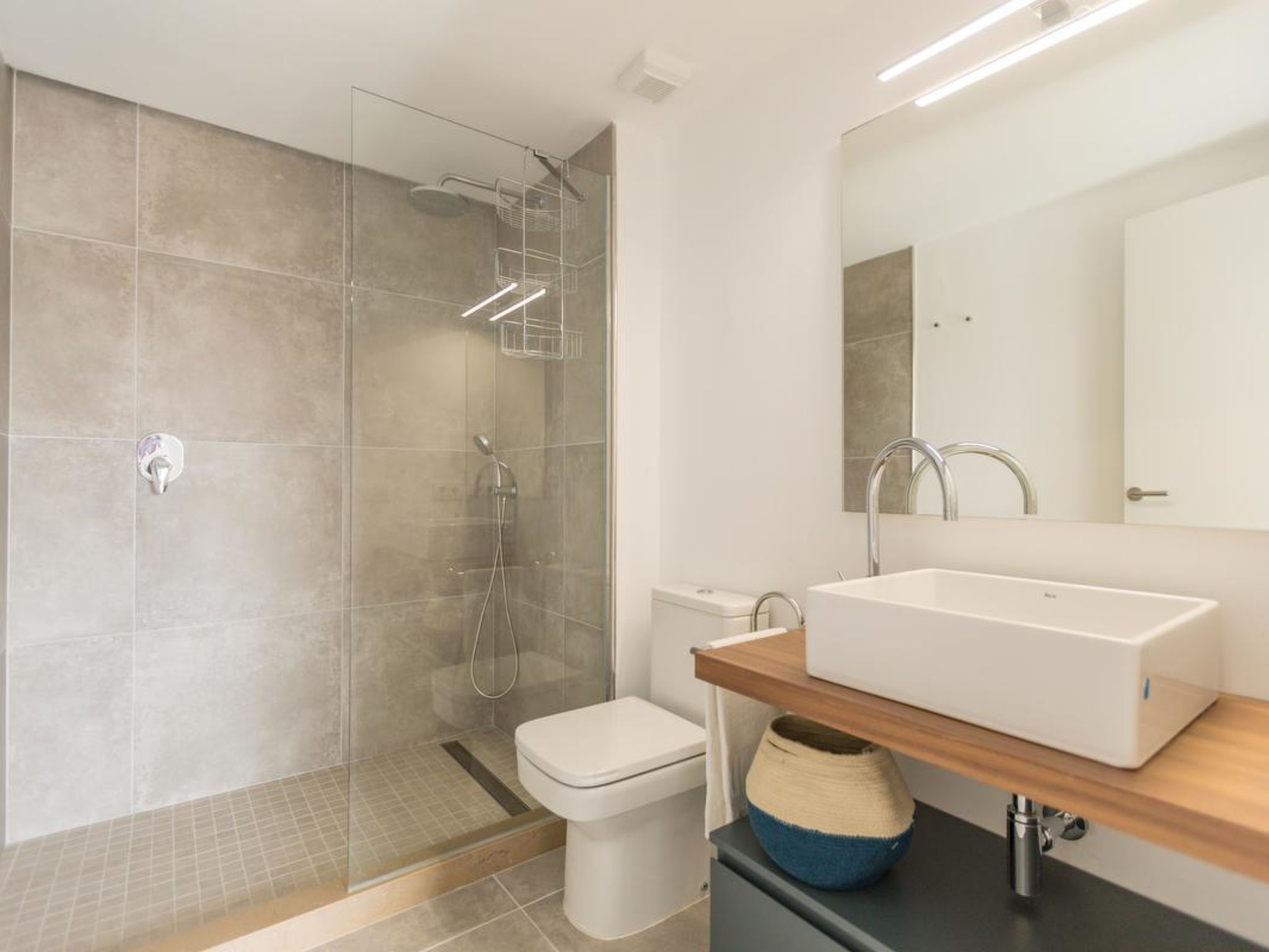 Ses Covetes - Drinnen