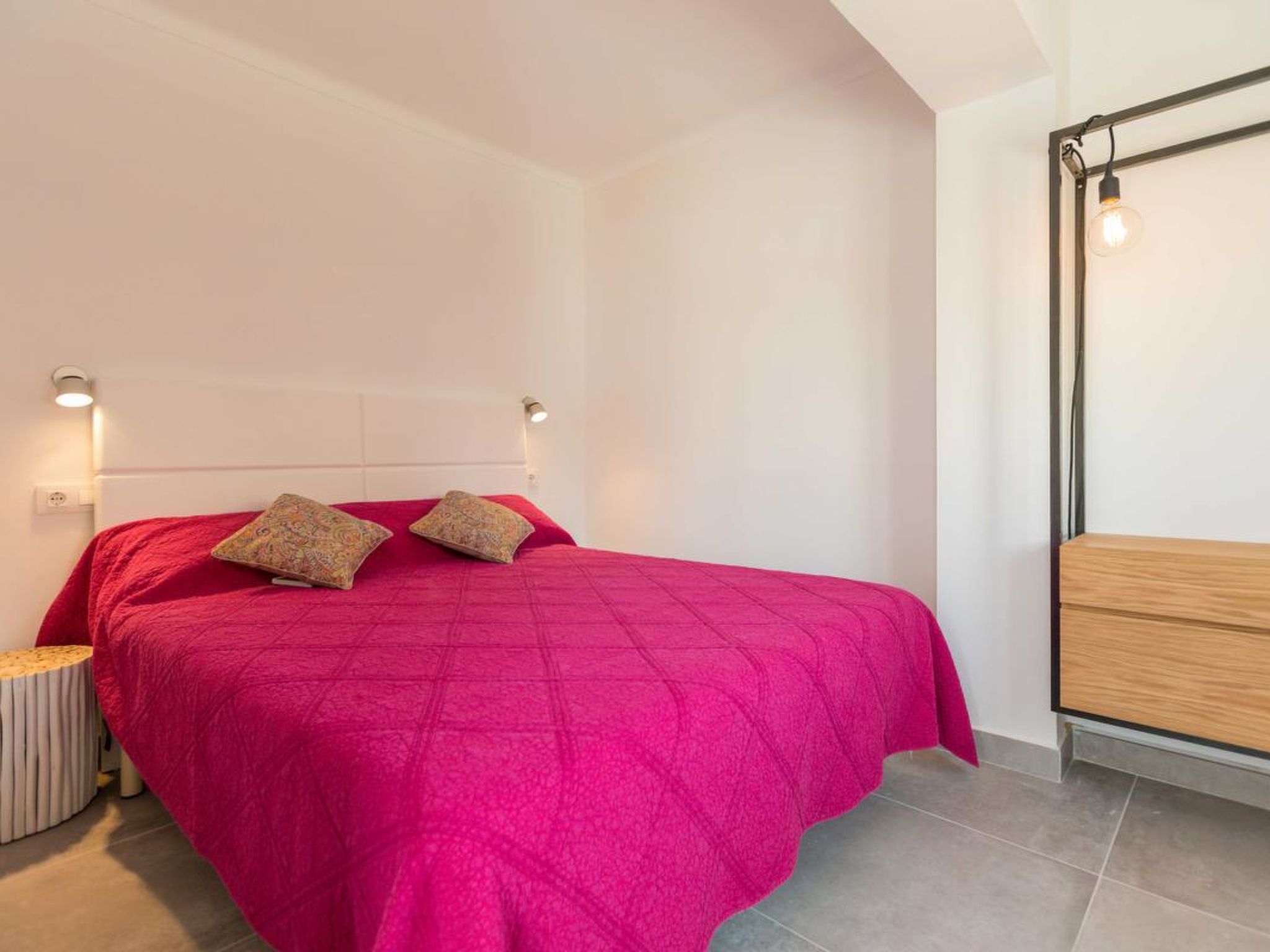 Ses Covetes - Drinnen