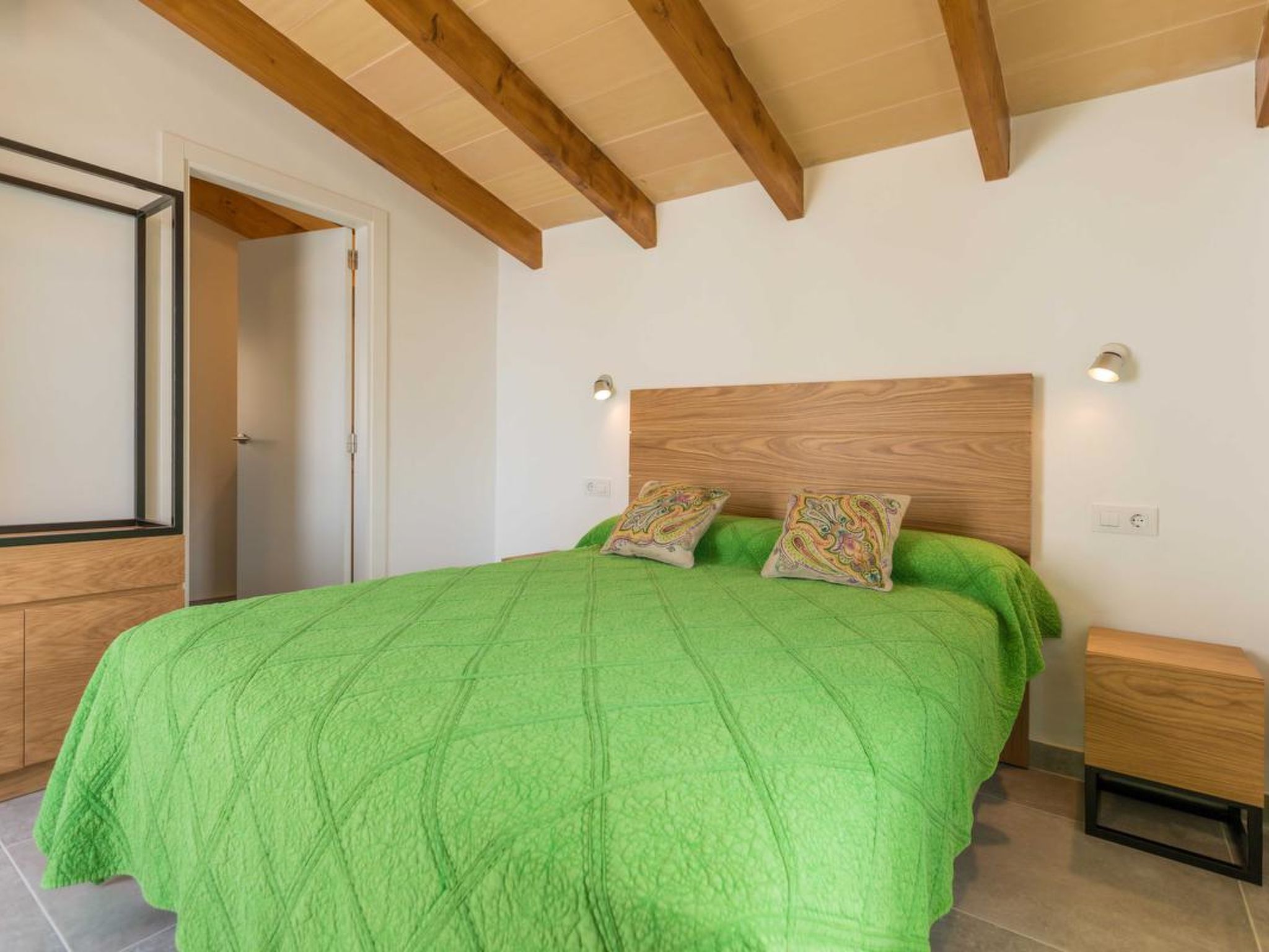 Ses Covetes - Drinnen