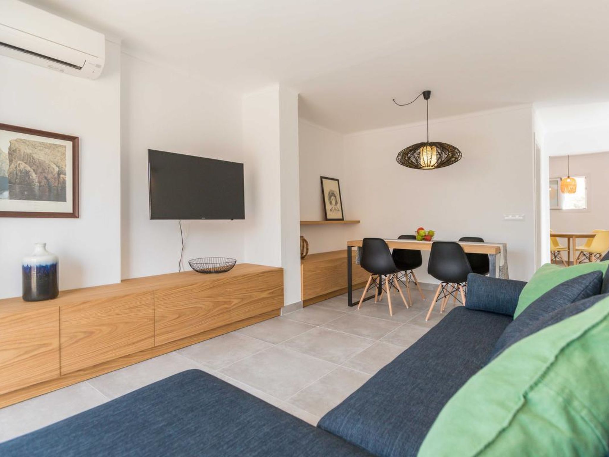 Ses Covetes - Drinnen