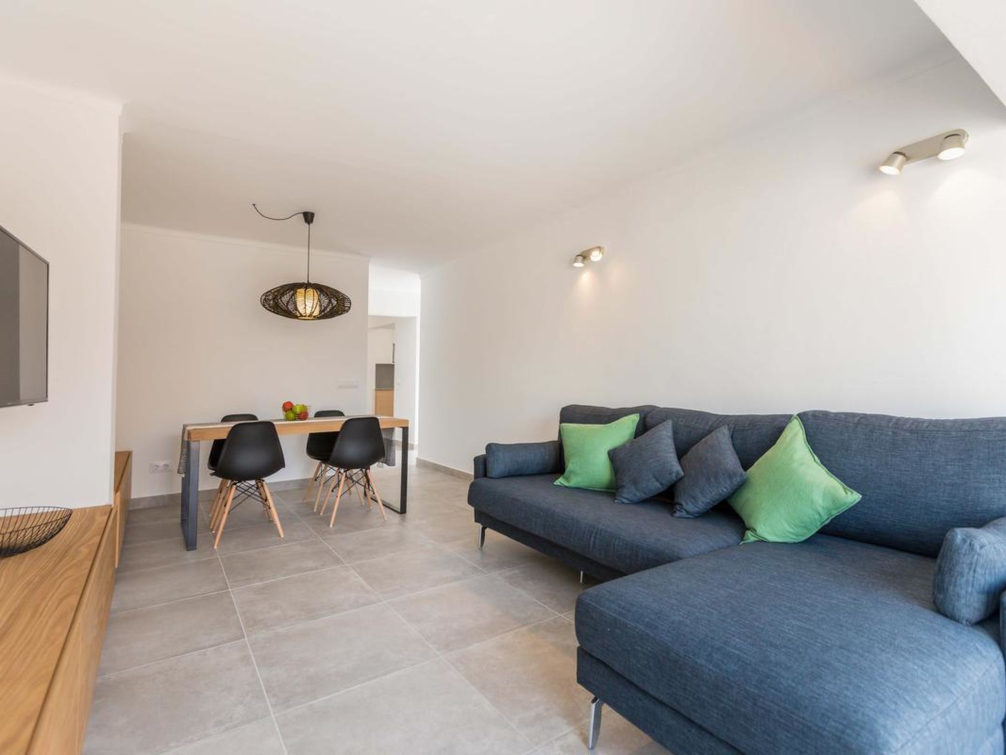 Ses Covetes - Drinnen