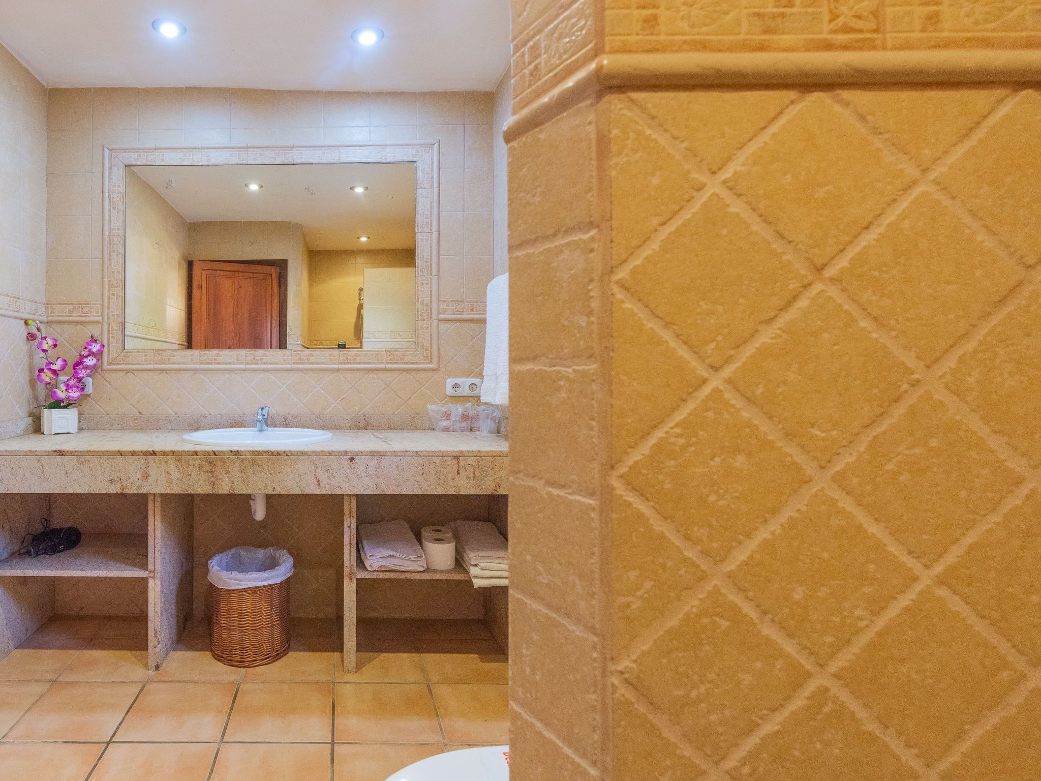 Sitjoles-Image-tags.info