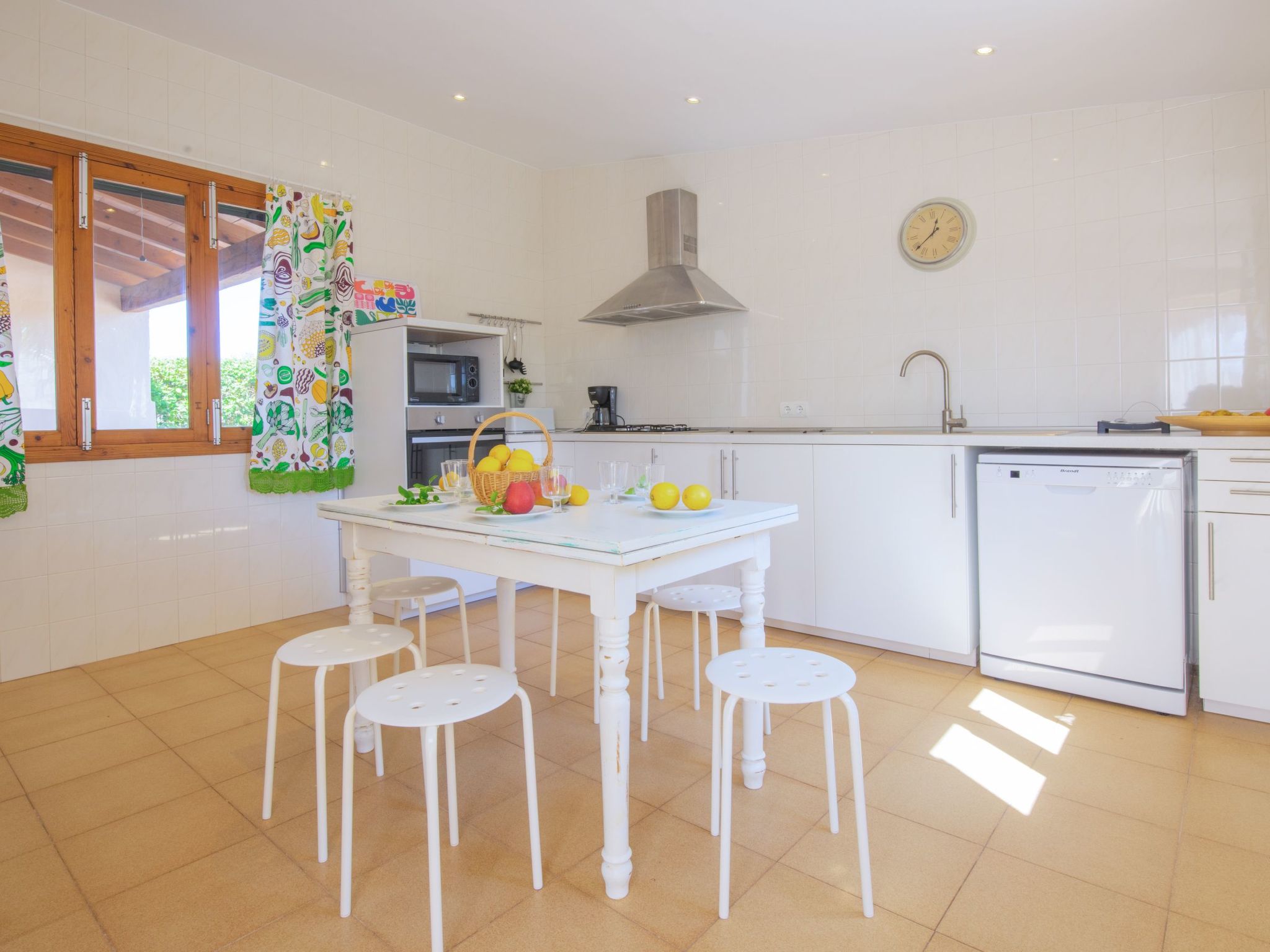 Finca 'Can Mateu' mit privatem Pool-Drinnen