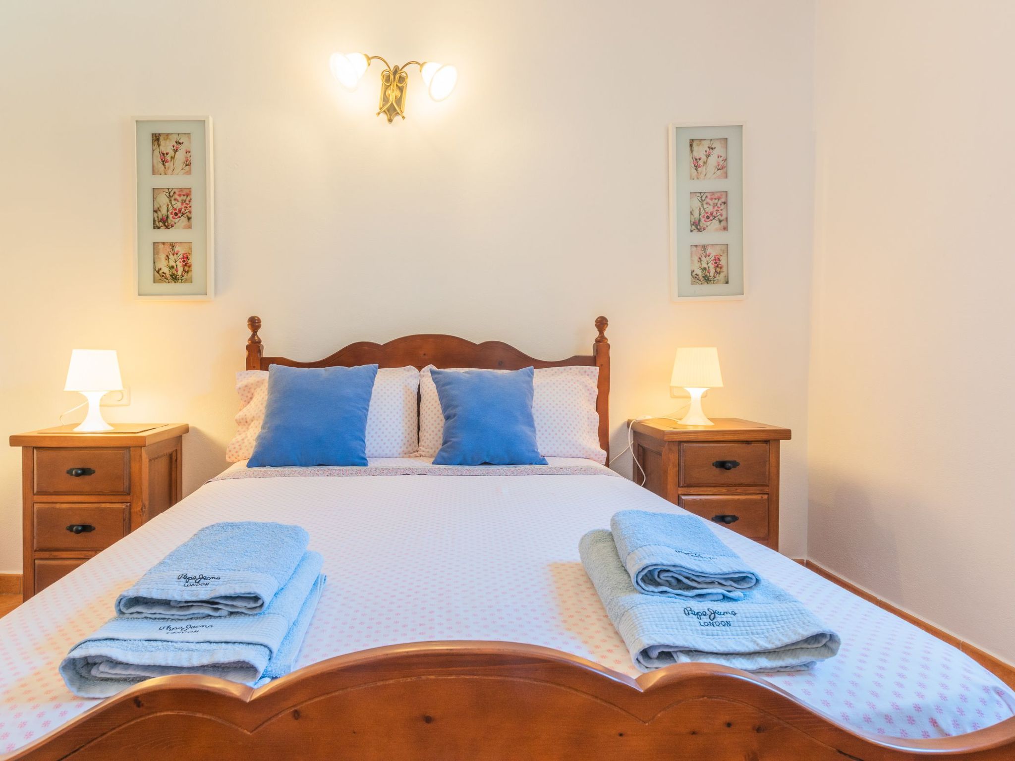 Villa Es Tres Pins-Inside