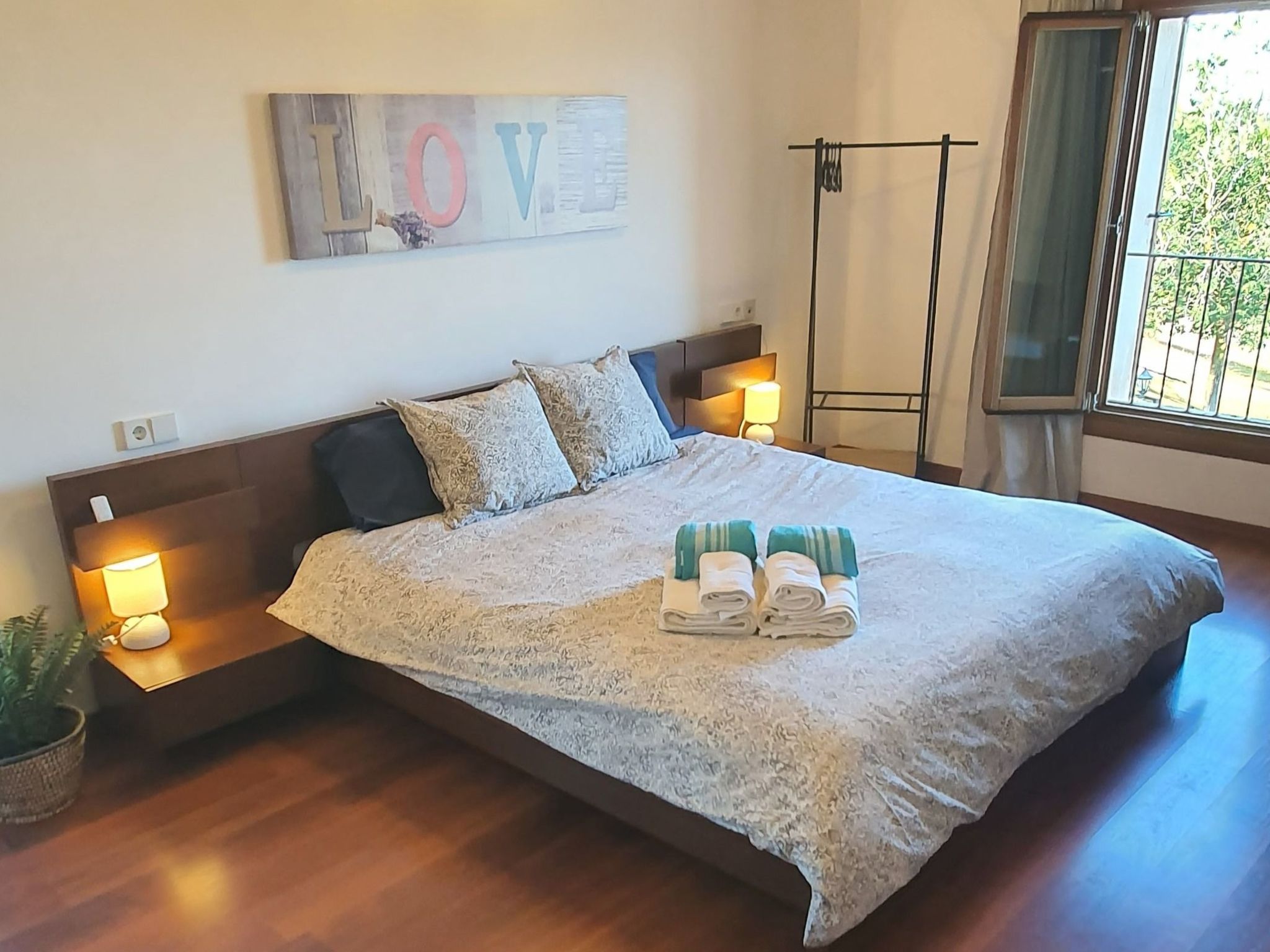 Sohn Fred, Campos-Binnen