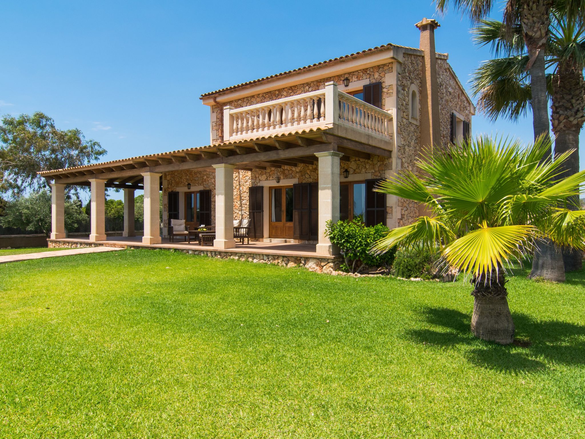 Fantastische Finca mit überdachter Terrasse-Dedans
