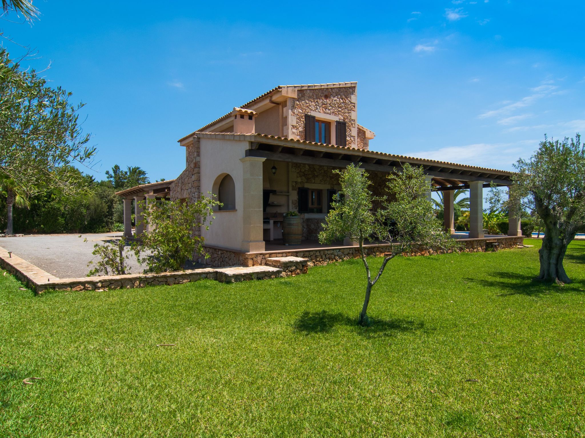 Fantastische Finca mit überdachter Terrasse-Dedans